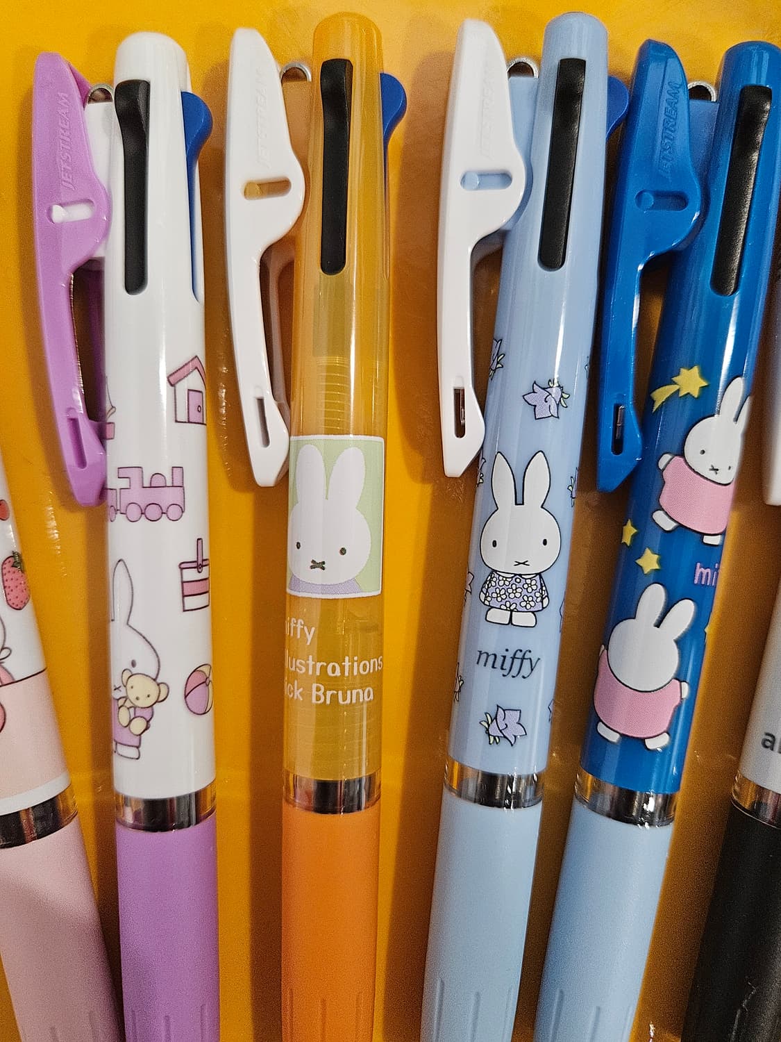 미피 제트스트림 3색볼펜 상품이미지3