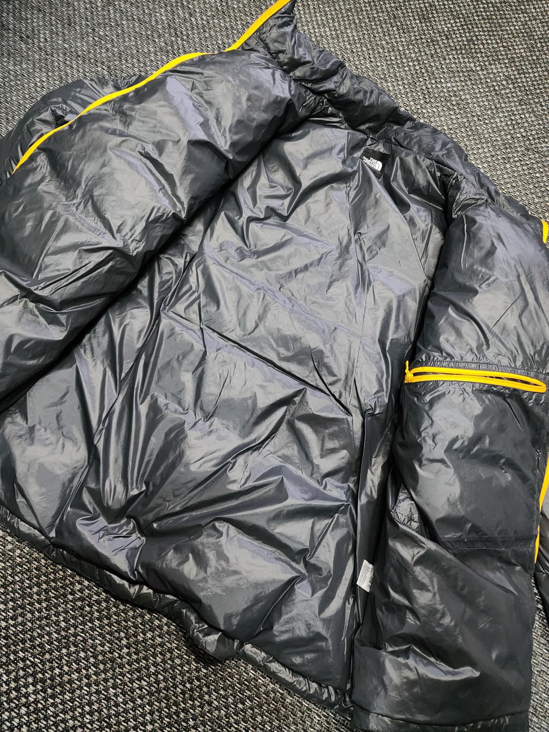 노스페이스 그레이 경량 패딩 100 L사이즈 상품이미지7