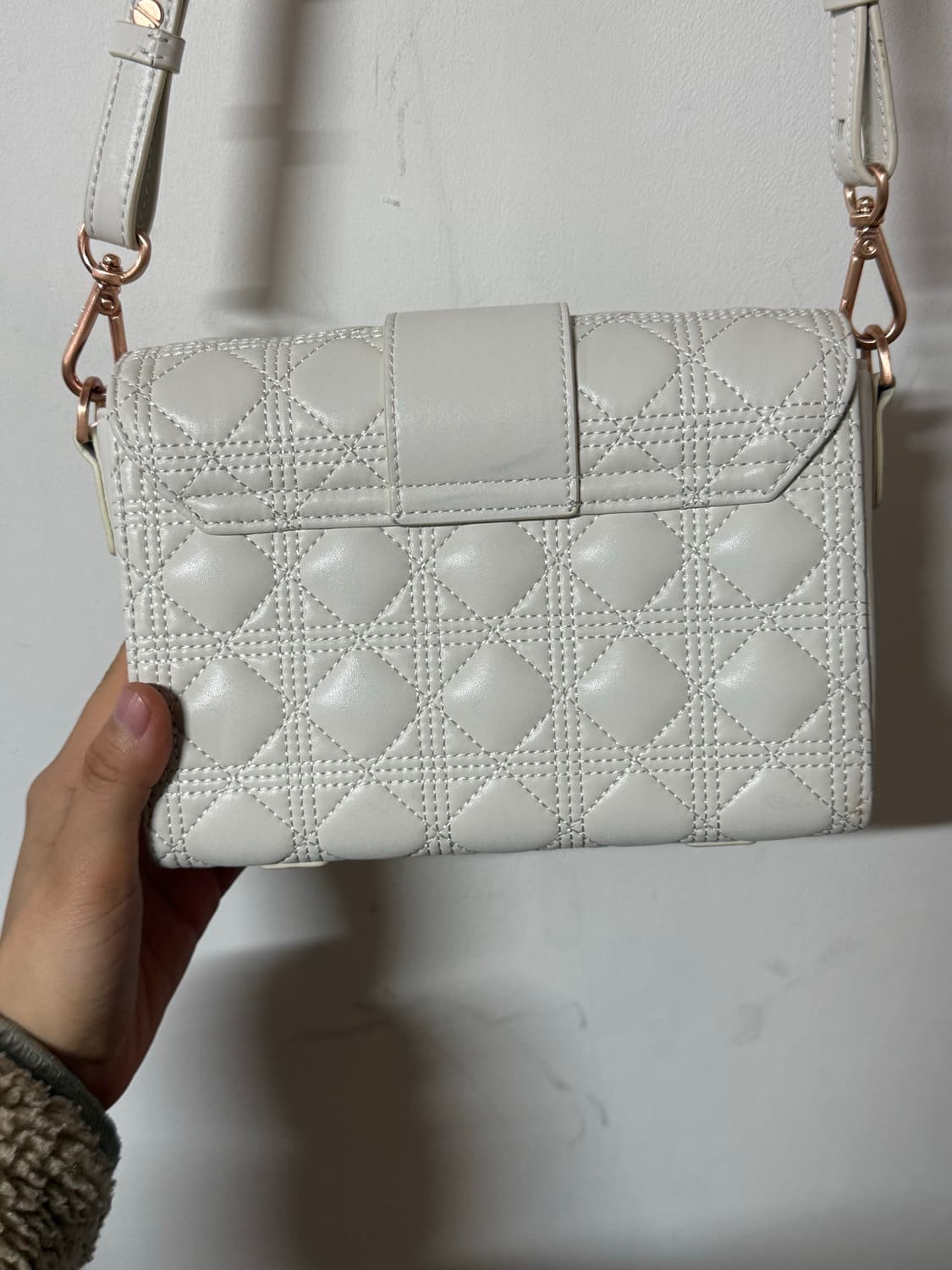 칼린 CARLYN 퀼팅 숄더백 화이트 상품이미지7
