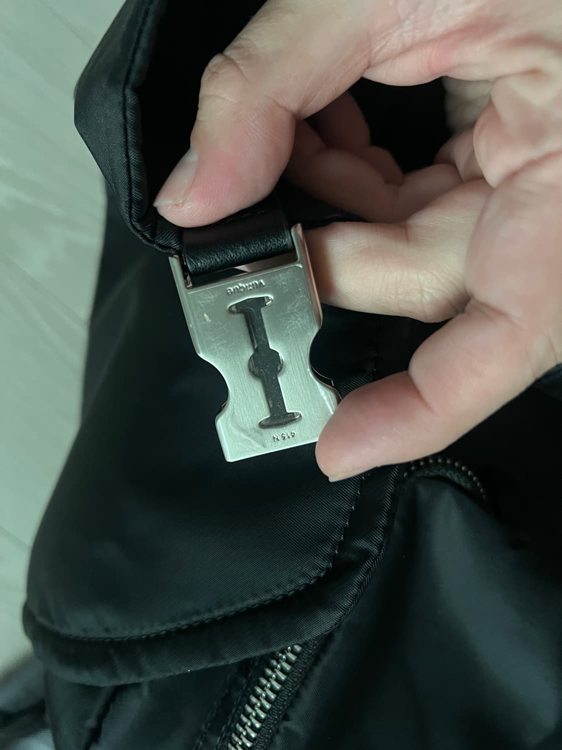 분크 헤이 더블 포켓 크로스백 블랙 S사이즈 상품이미지6