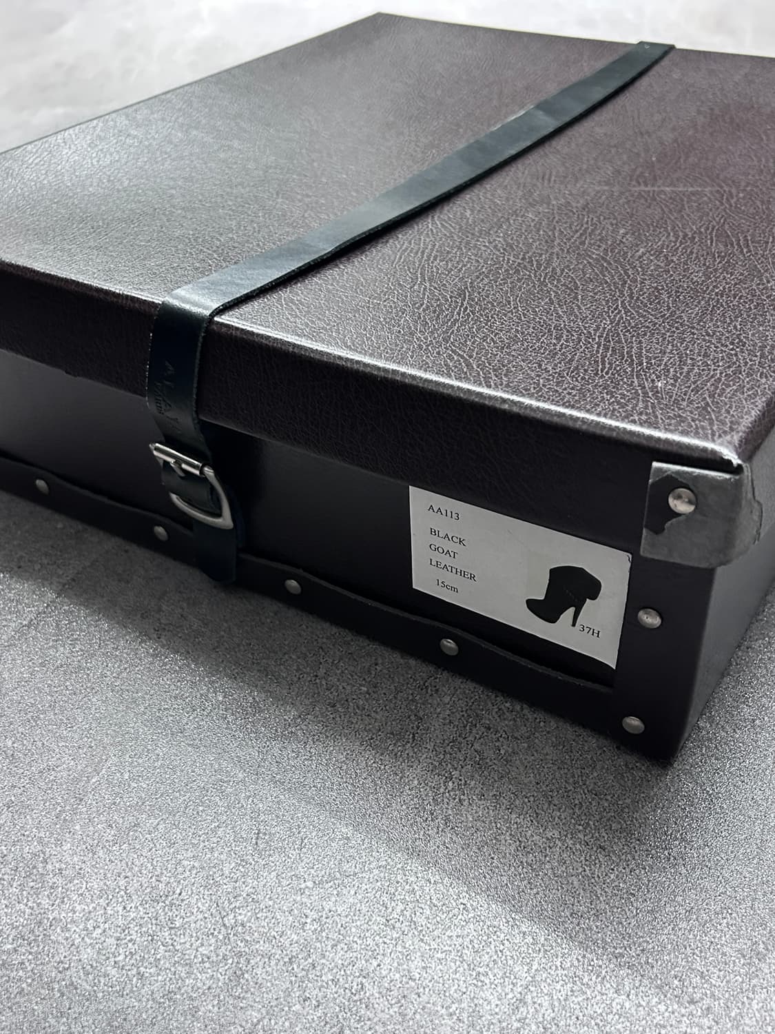 Alaia 스웨이드 (염소 가죽) 레이스업 펌프스 상품이미지8