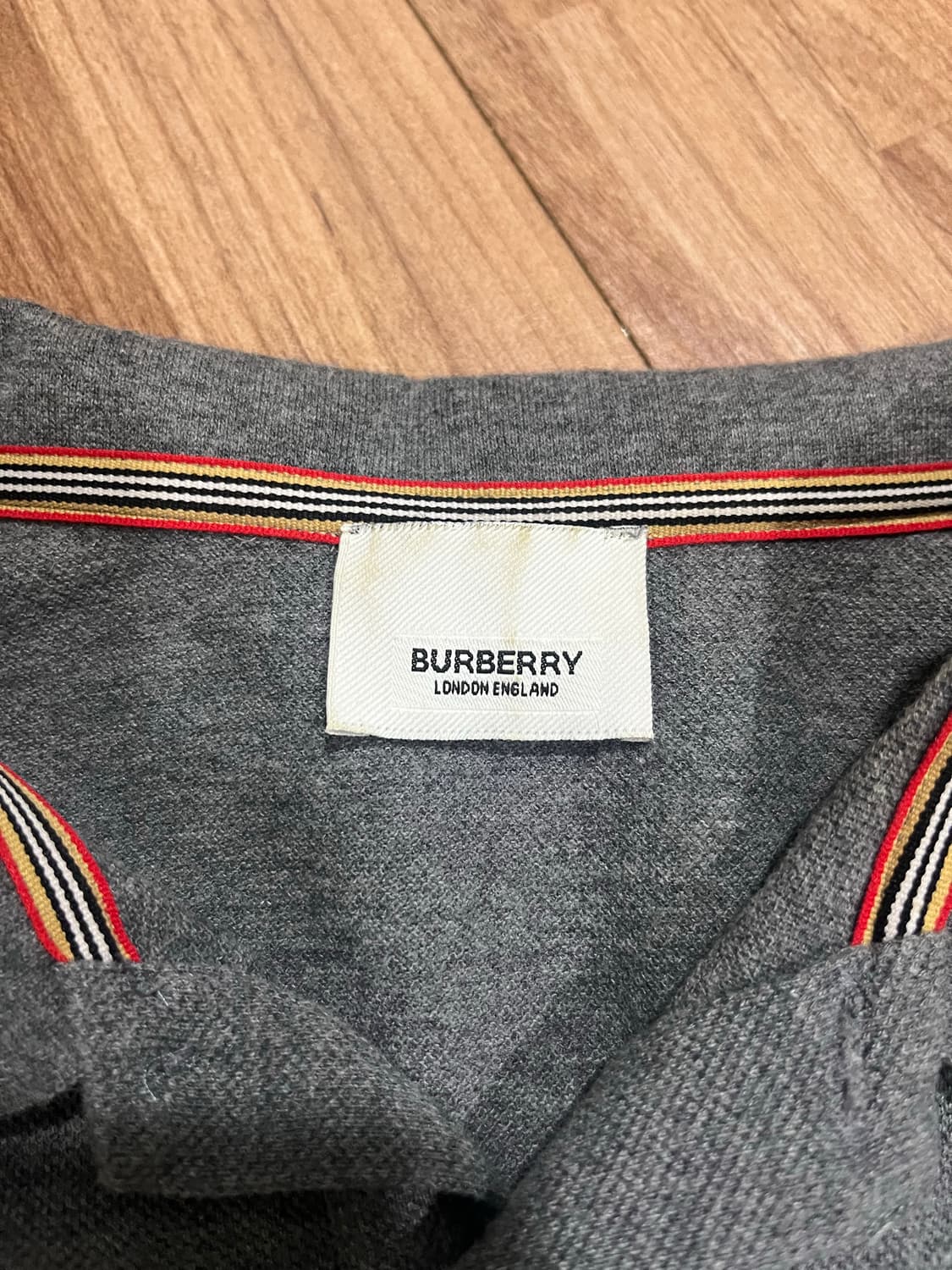 버버리 그레이 폴로반팔 상품이미지4