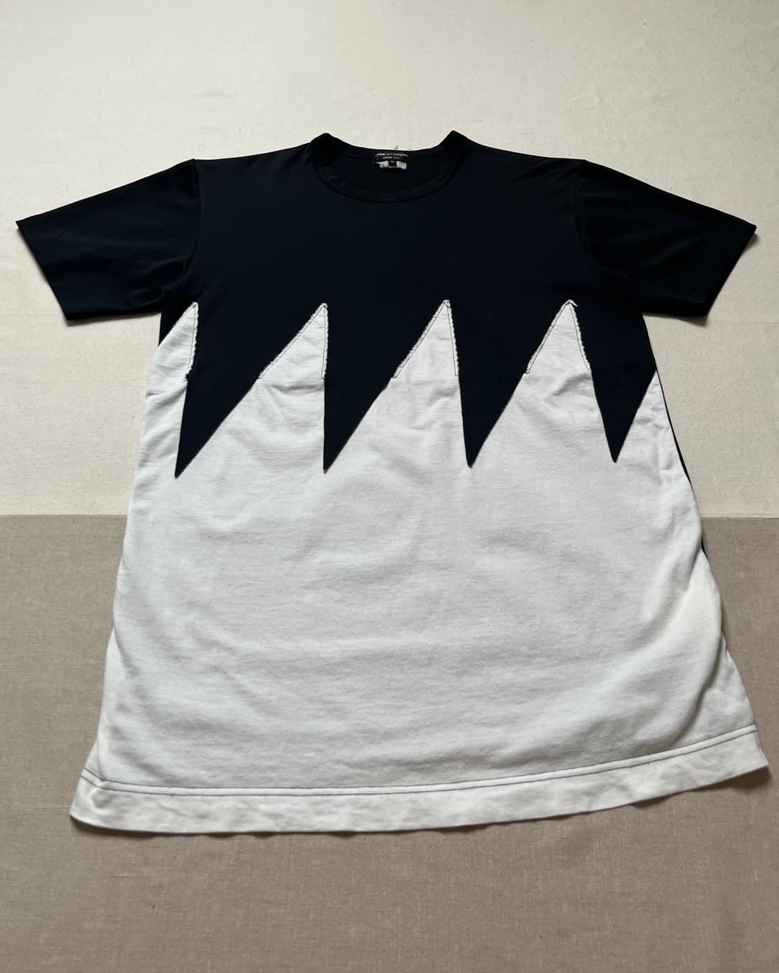 꼼데가르송 옴므플러스 지그재그 패널 티셔츠 homme plus 상품이미지3