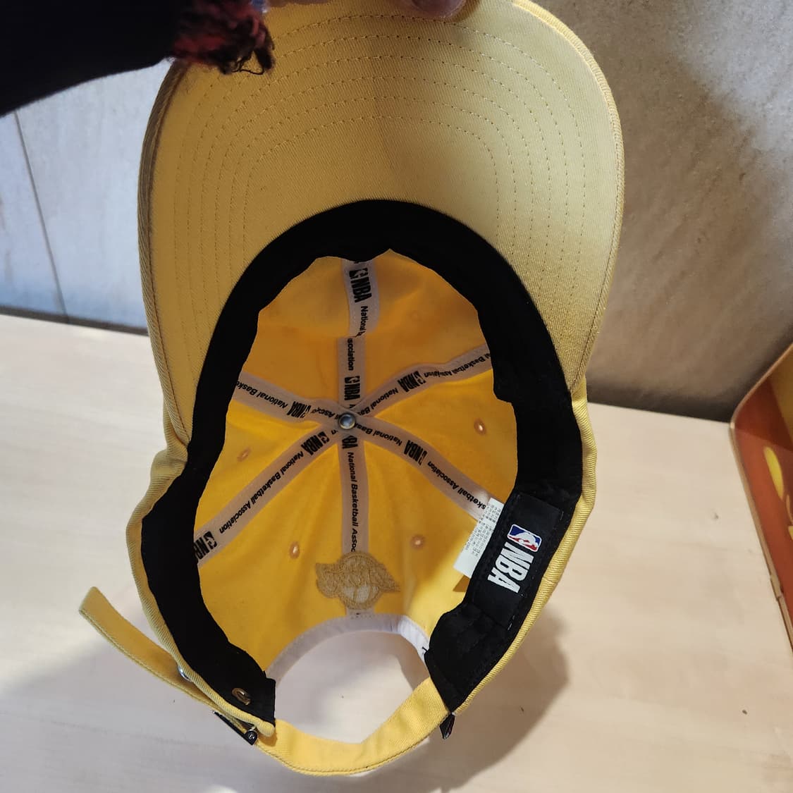 NBA LA 레이커스 옐로우 볼캡 | 파스텔 옐로우 포인트 캡 상품이미지10