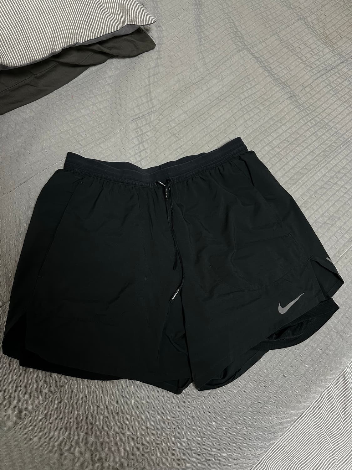 나이키 스트라이드 5인치 2IN1 쇼츠 상품이미지3