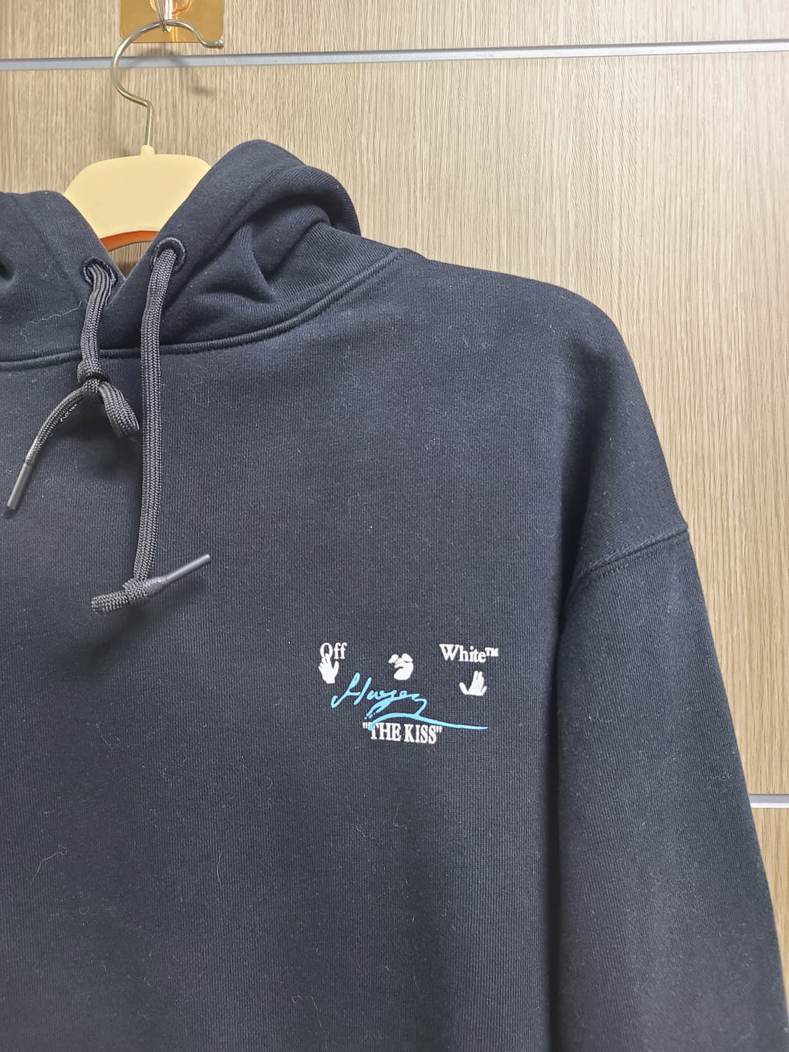 오프화이트 키스 후드티 상품이미지2