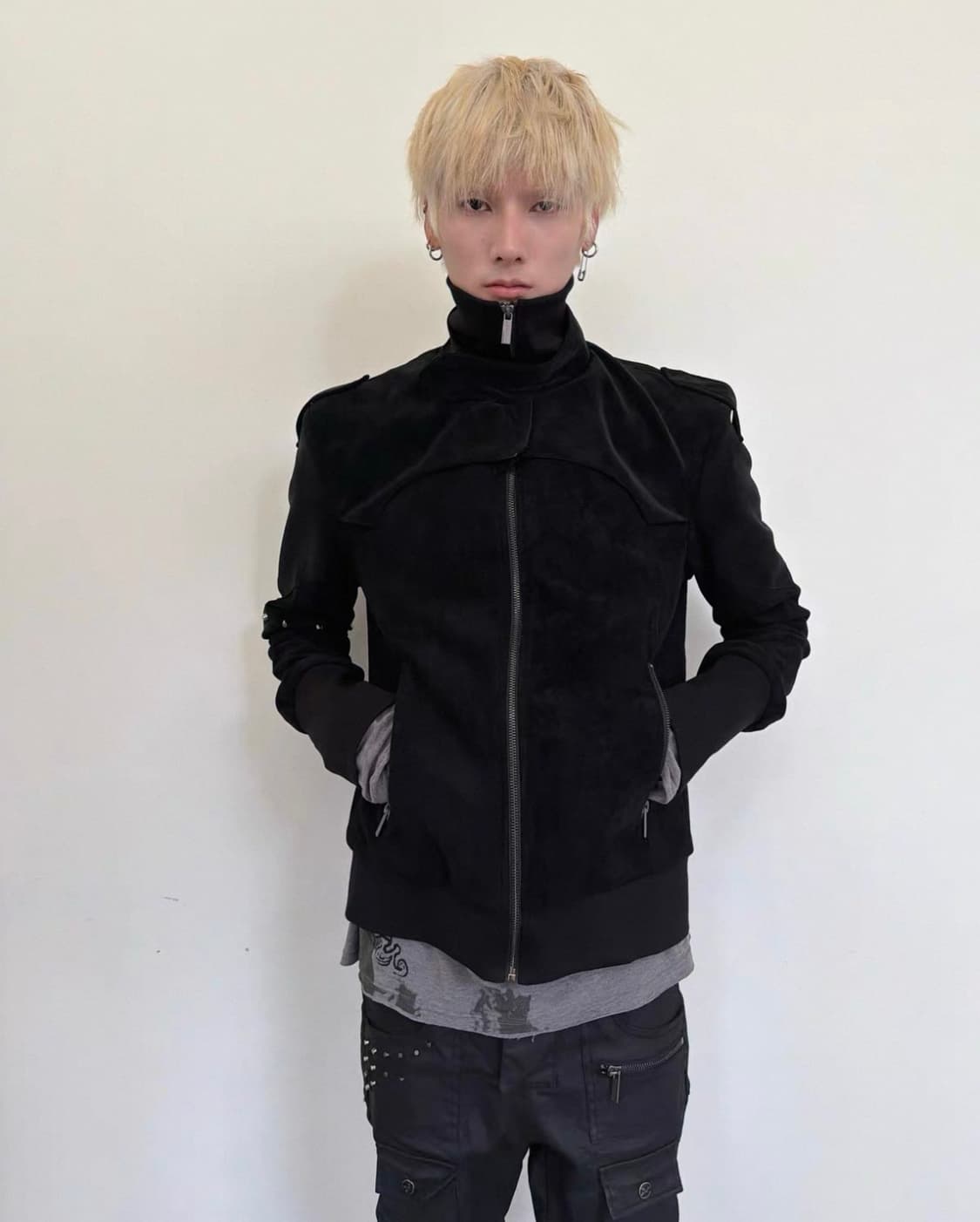 Visual Kei Studded Suede Jacket 상품이미지1