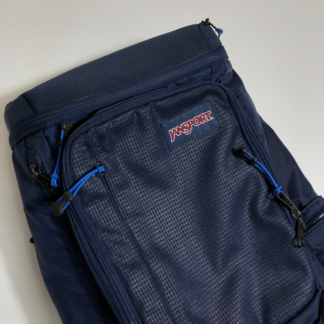 잔스포츠 센티넬 백팩 상품이미지2