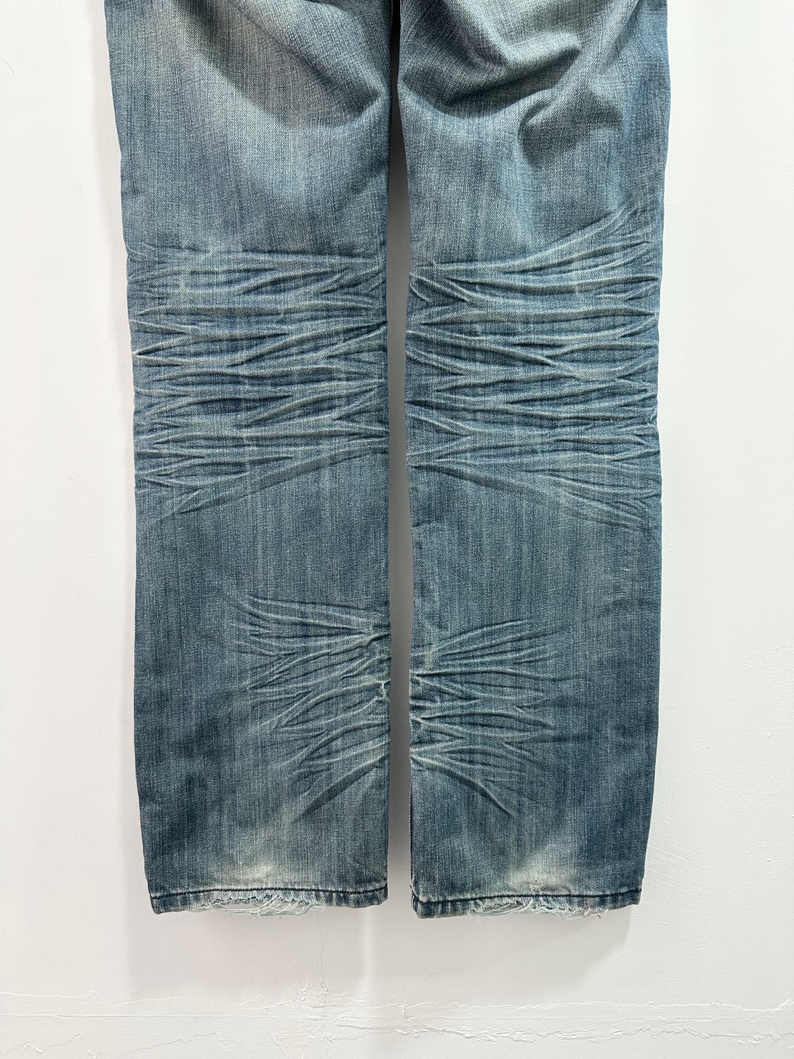 Fade lines sagging denim jeans 상품이미지9