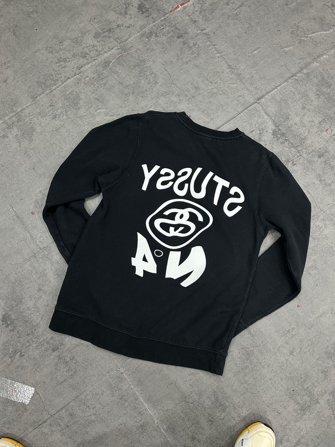 스투시 No.4 맨투맨 상품이미지6