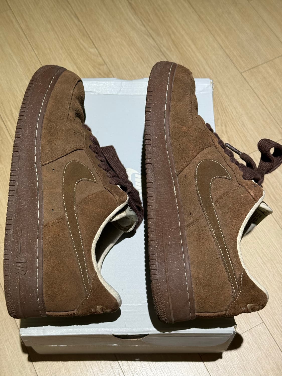 나이키 에어포스 카카오 와우 w300 풀박 상품이미지4