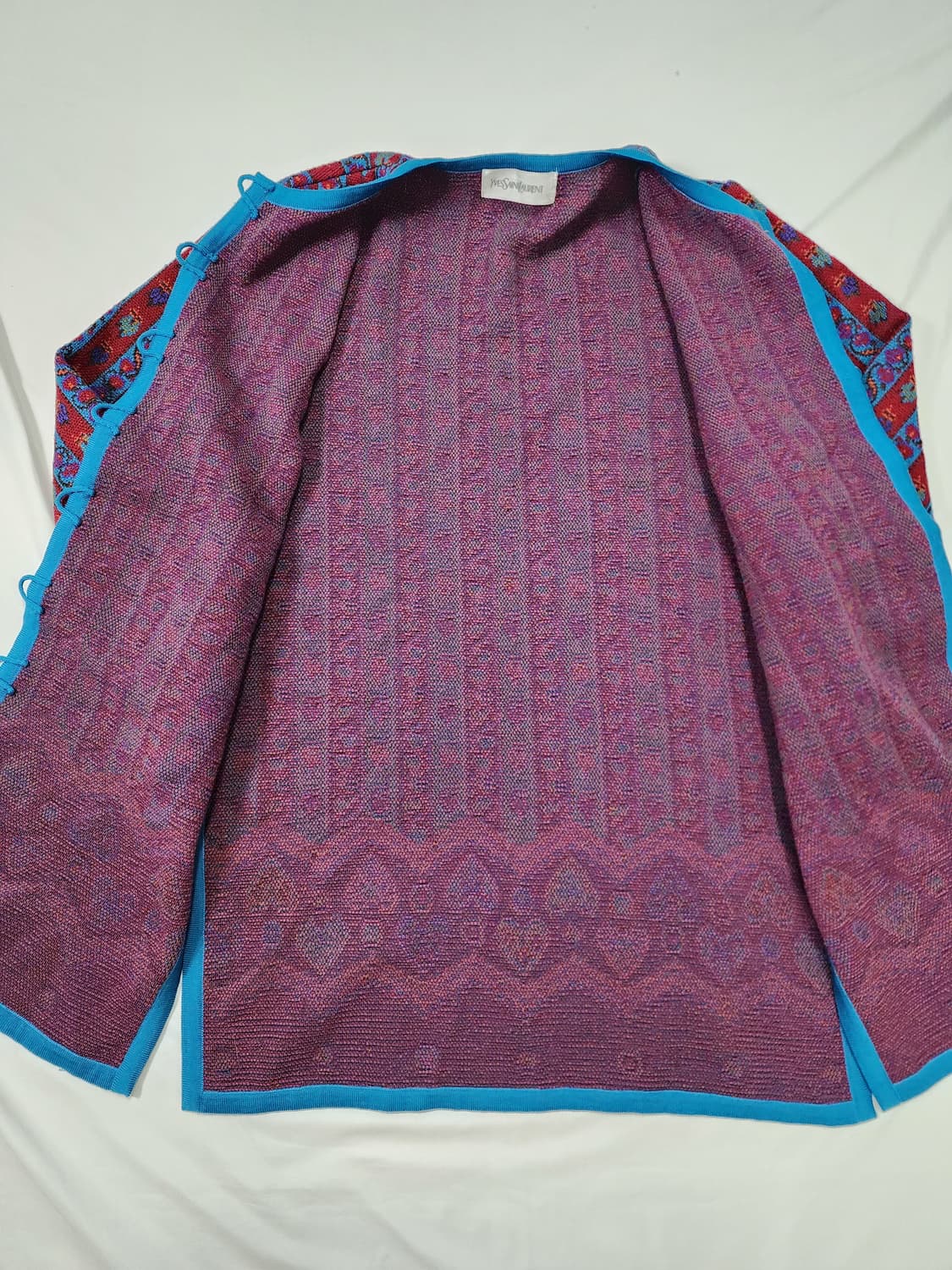 입생로랑 보타니컬 패턴 빈티지 가디건 상품이미지3