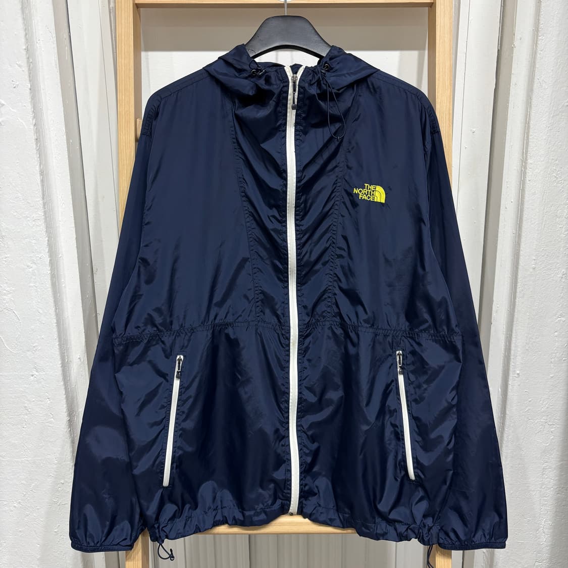 노스페이스 후드 바람막이 상품이미지1
