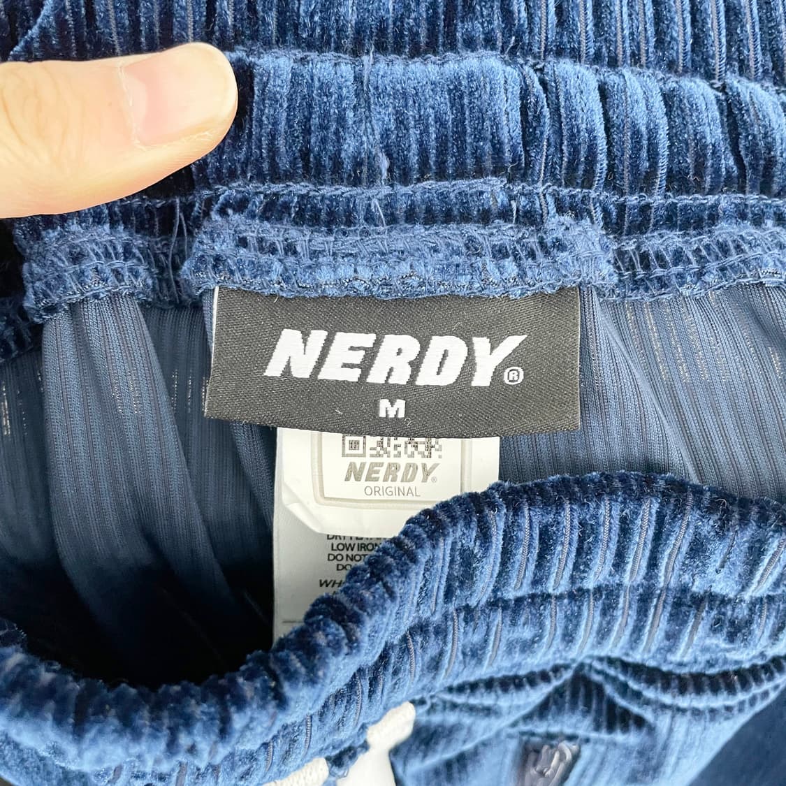 F1 널디(NERDY) 코듀로이 벨벳 트랙 팬츠 네이비 M사이즈 상품이미지4