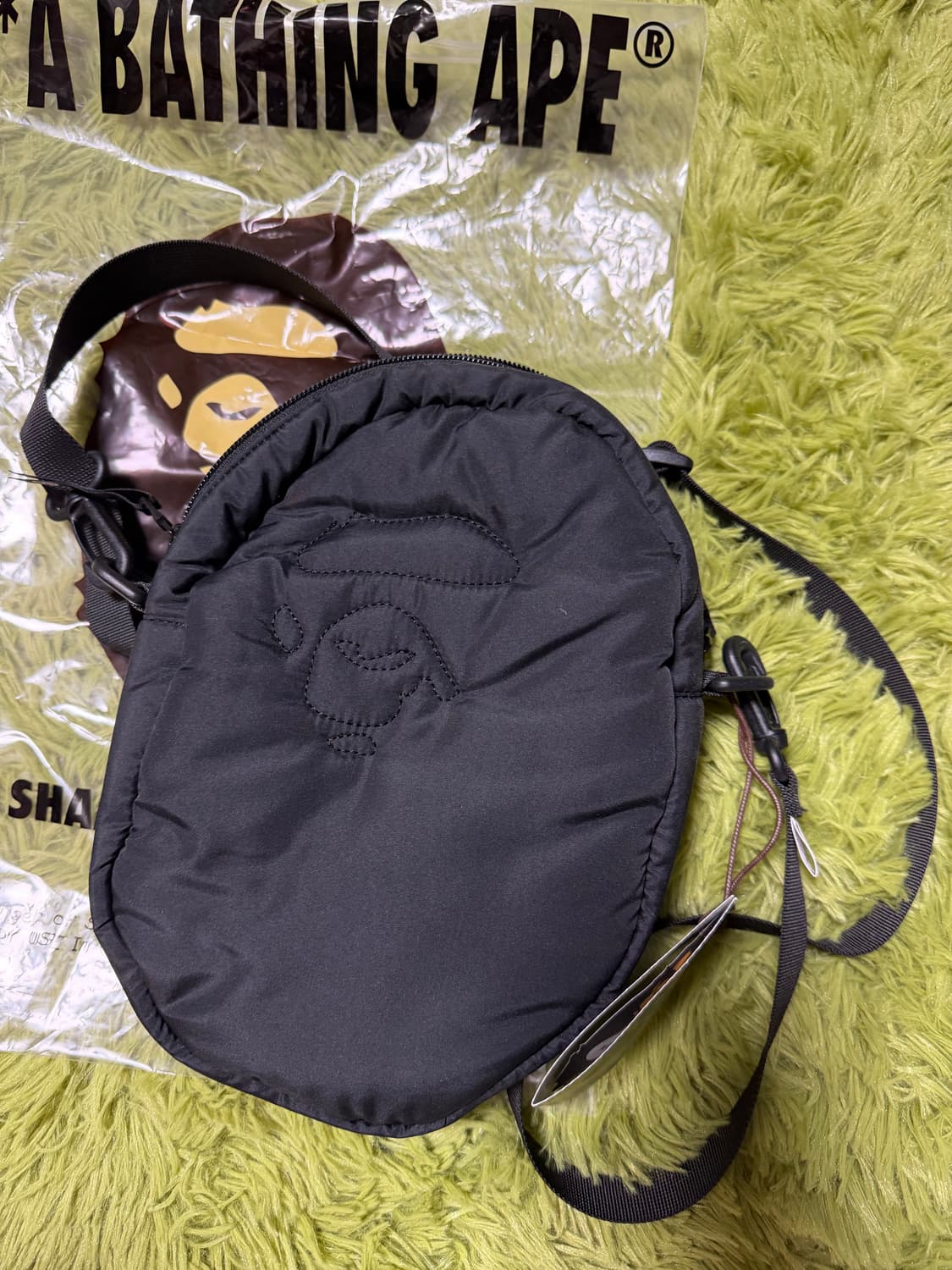 베이프 퀄팅백 상품이미지1