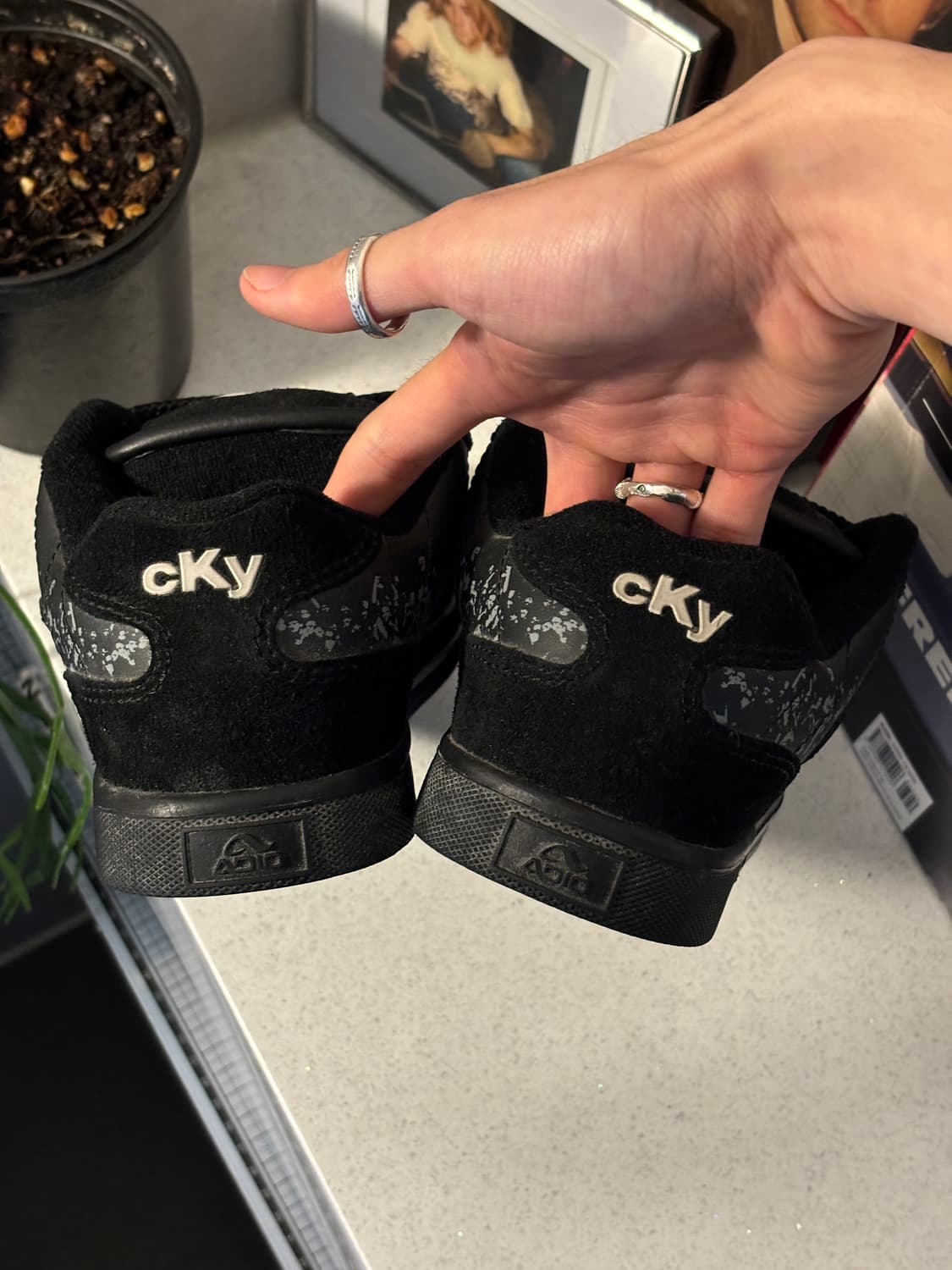 Adio 스웨이드 보드화 상품이미지4