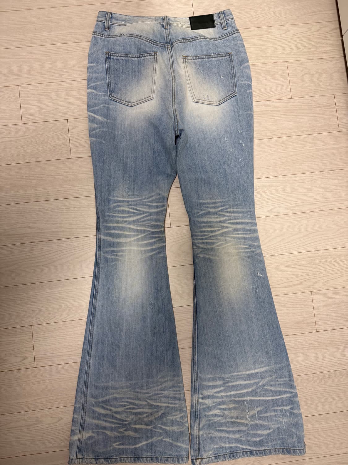 UNDERMYCAR WIDE FLARE JEANS 상품이미지4