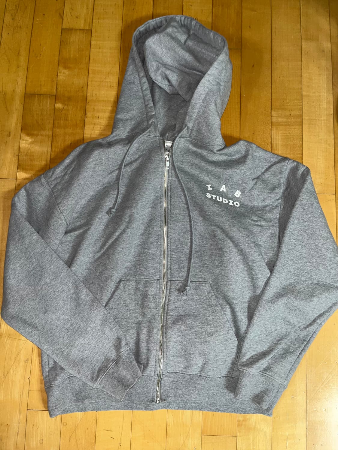 아이앱 후드집업 상품이미지1