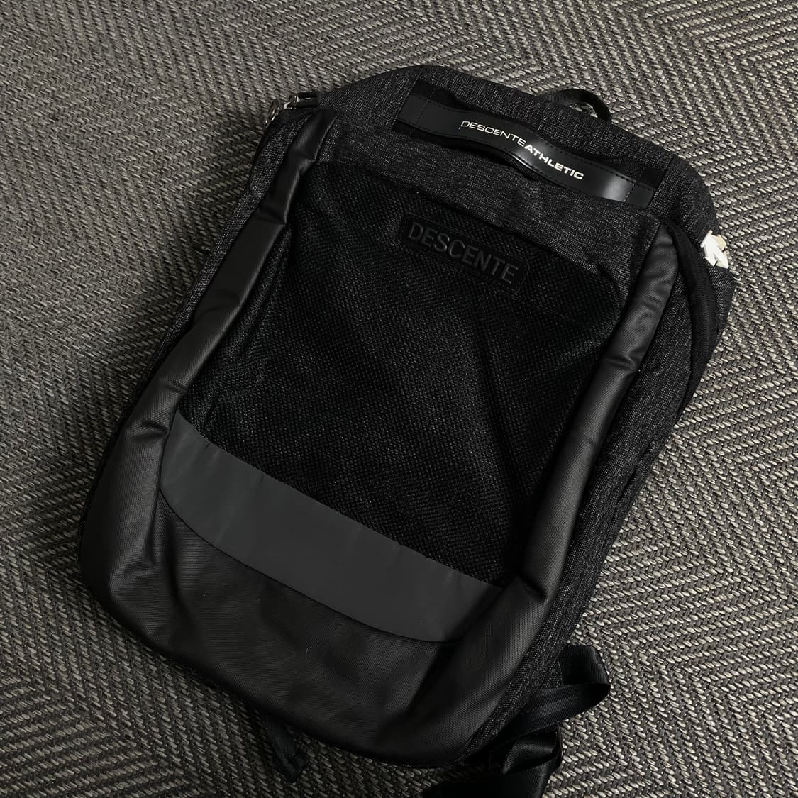 데상트 에슬레틱 베이직 백팩y 4475 상품이미지1