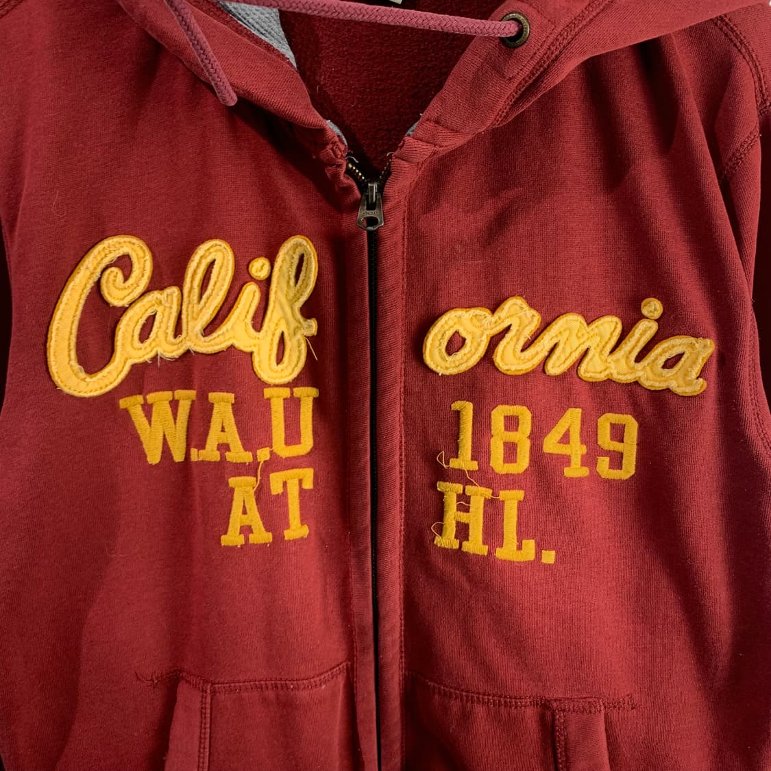 후아유 y2k 와투케 버건디 후드집업 상품이미지4