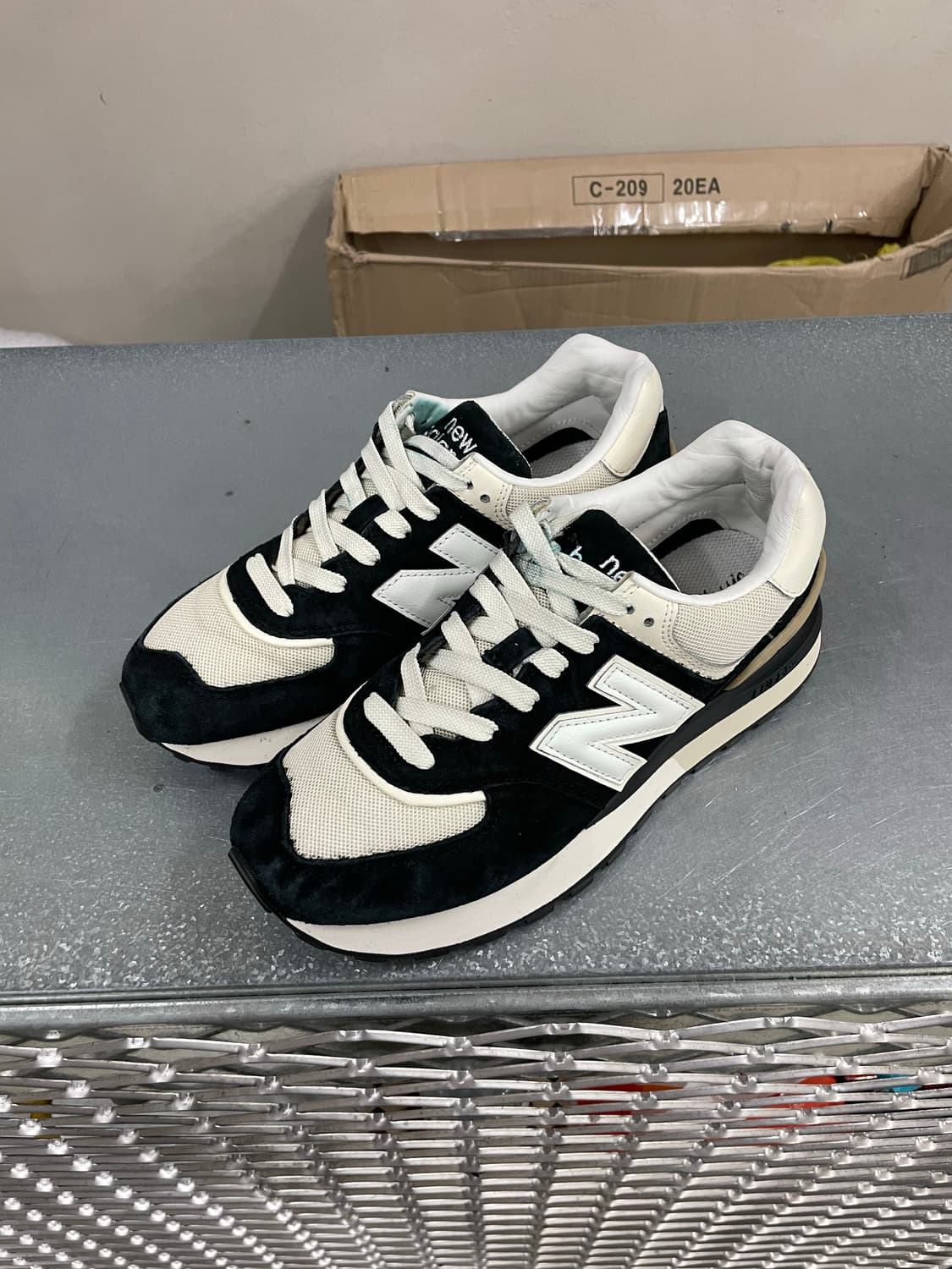 뉴발란스 574 레거시 블랙 245 상품이미지2