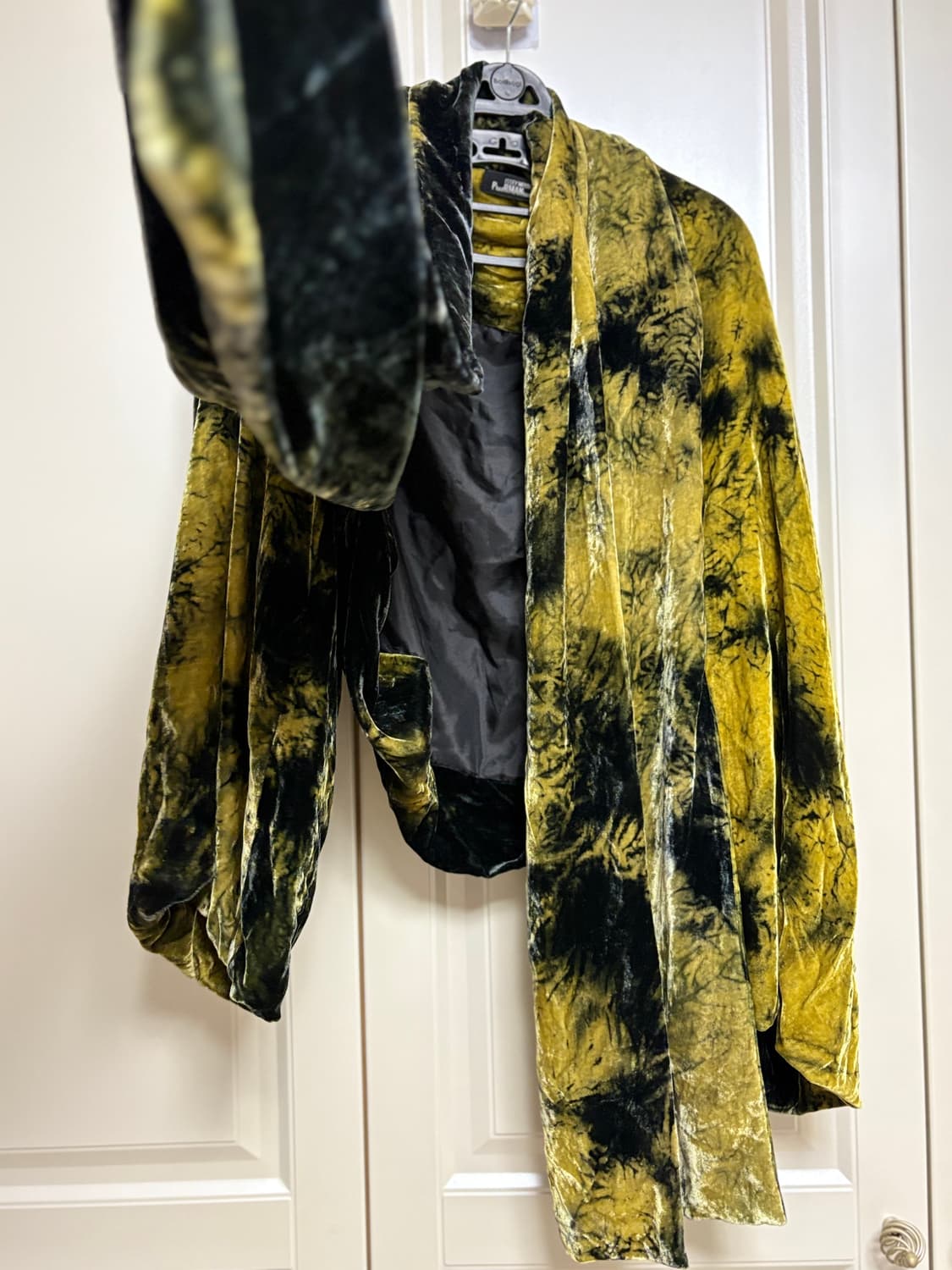 이세이미야케 벨벳 가디건 상품이미지3