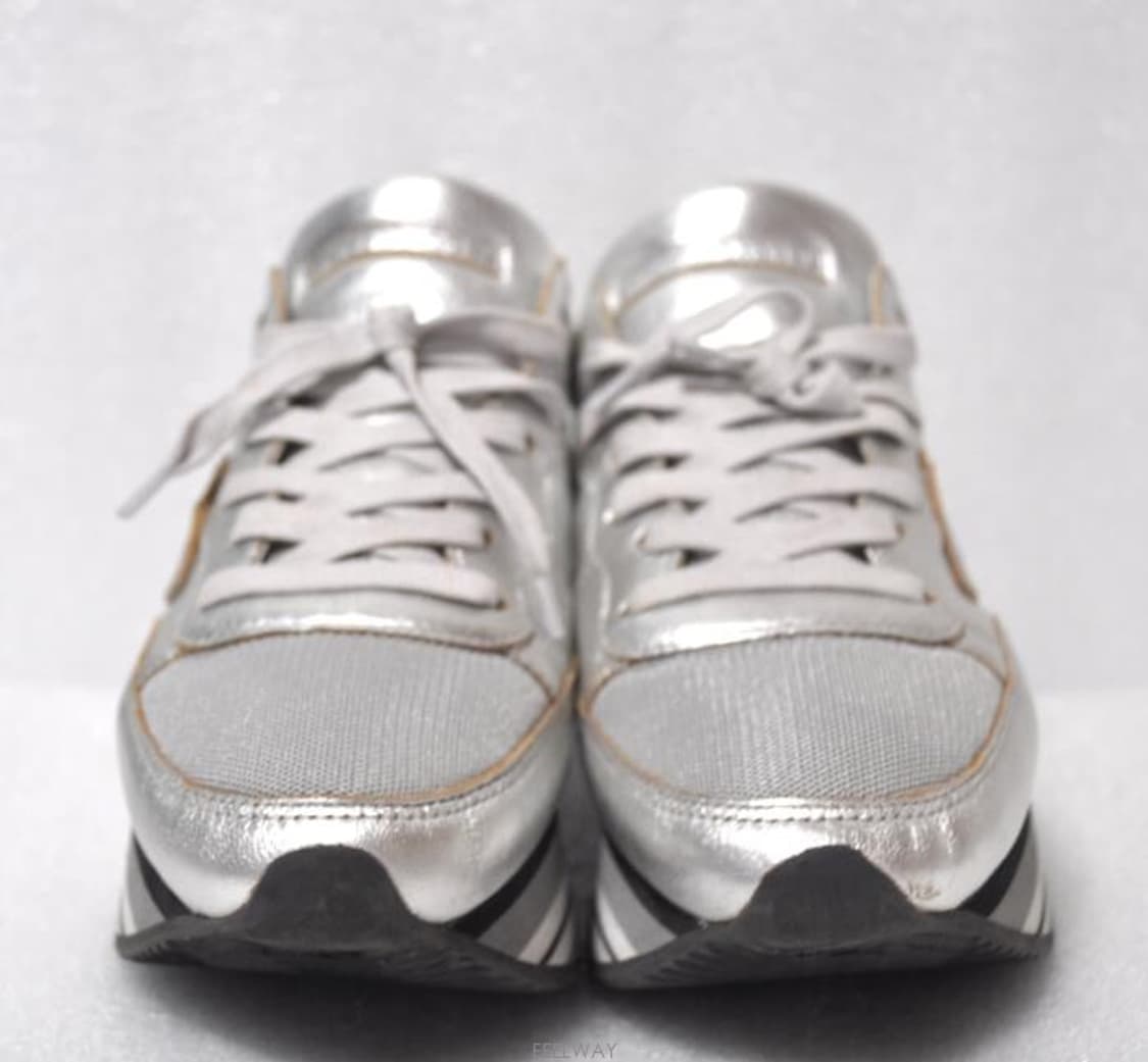 필립모델/여성스니커즈(사이즈240)정품 상품이미지1