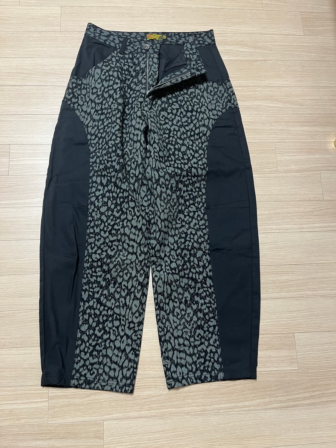 오가프 레오파드 벌룬핏 팬츠 블랙 상품이미지3