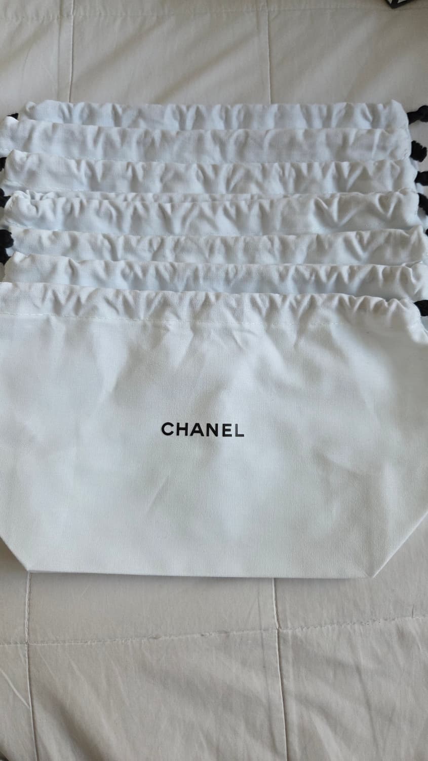 샤넬 뷰티 스트링파우티 상품이미지1