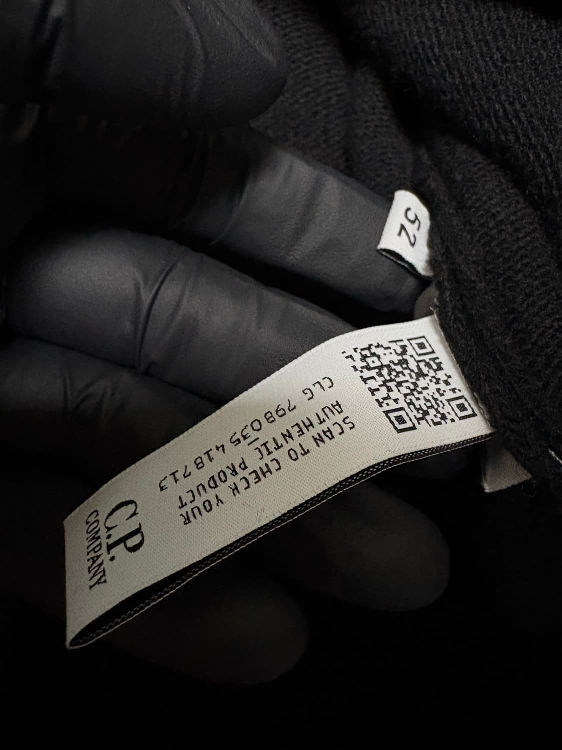 CP컴퍼니 렌즈 와펜 울 니트 가디건 상품이미지4