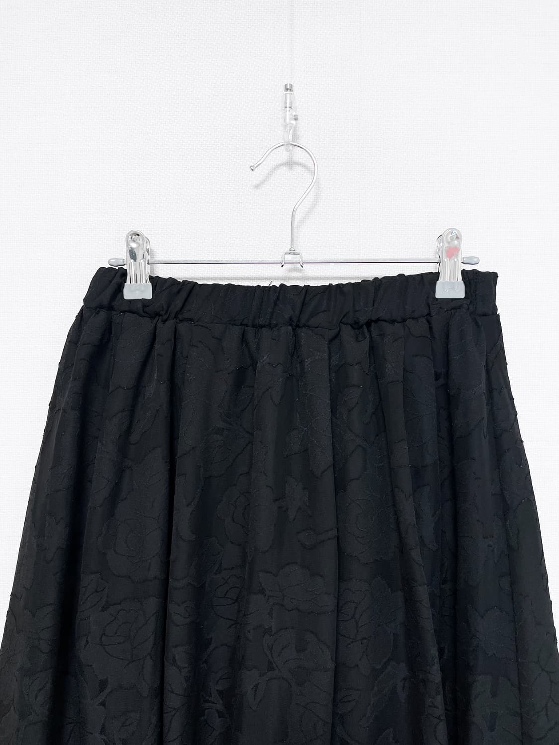 Floral Sheer Midi Skirt - Black 상품이미지5