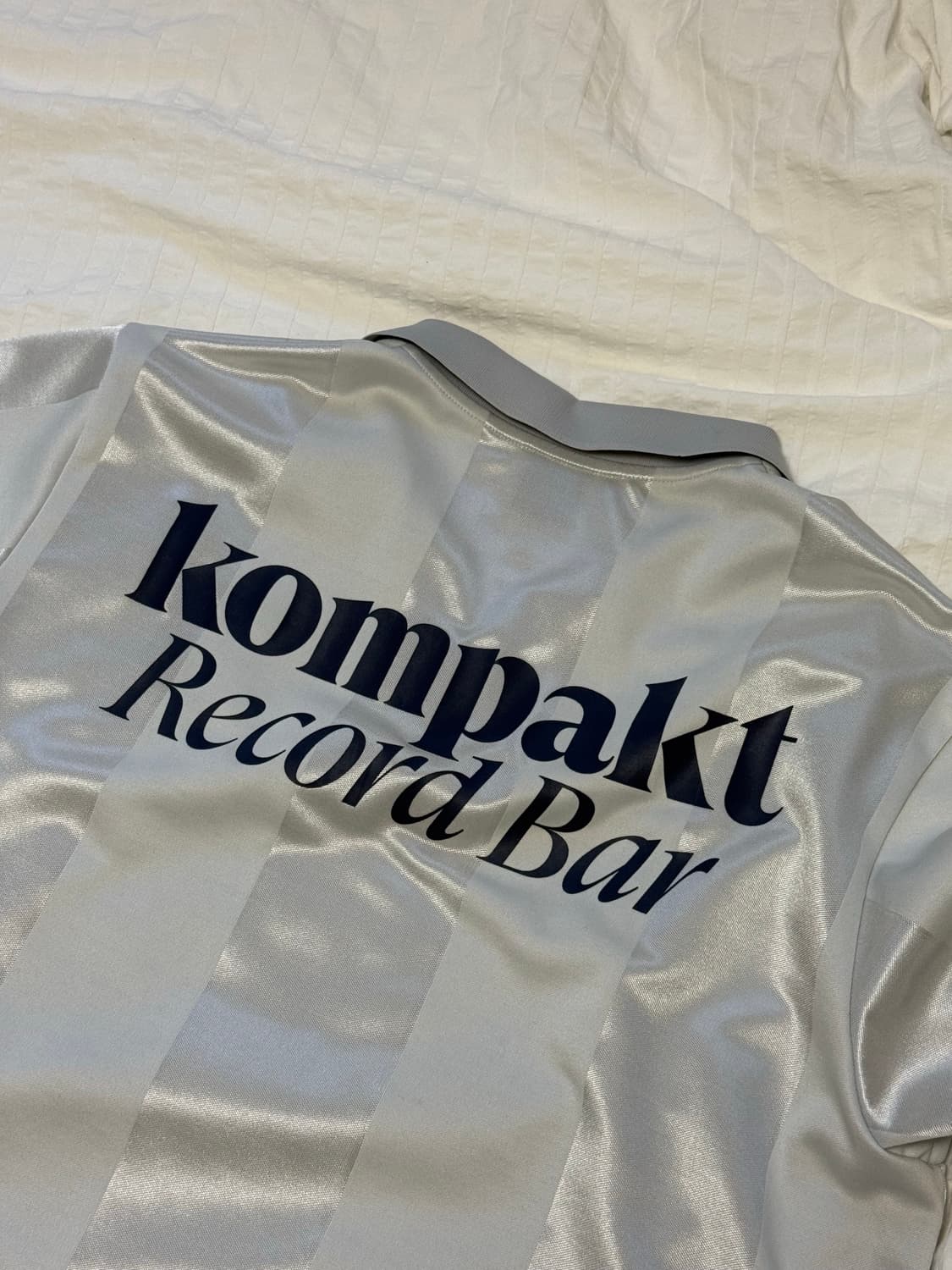 엄브로 콤팩트레코드바 콜라보 져지 100(L) 상품이미지1