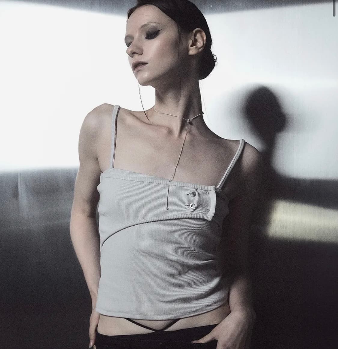 코베트 버튼 슬리브리스 그레이 상품이미지1