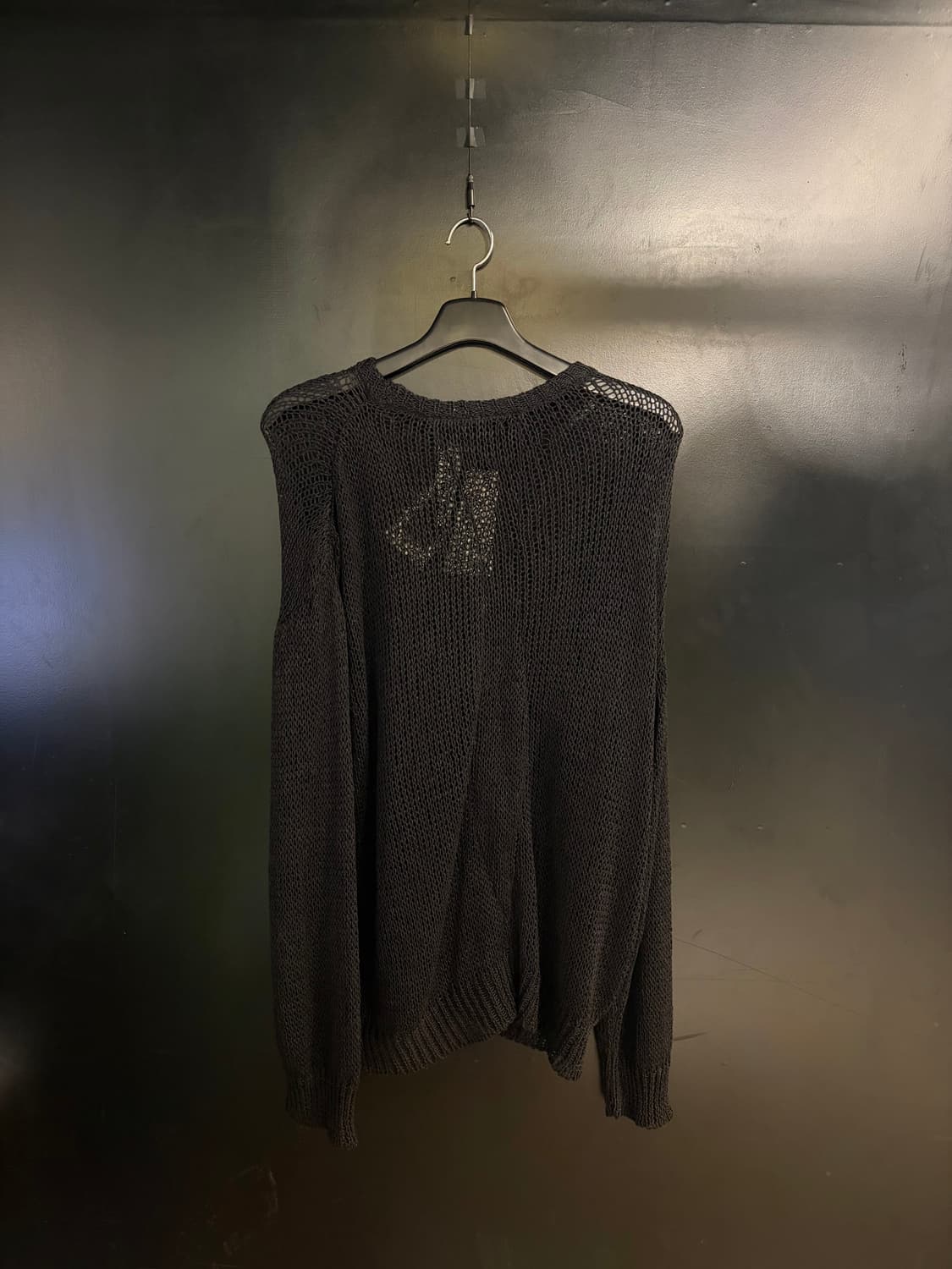 올모스트블랙 크루 넥 페이퍼 니트 상품이미지2