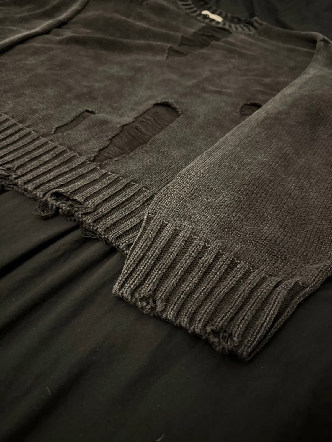 이티씨이 디스트로이드 워시드 니트 블랙 상품이미지3