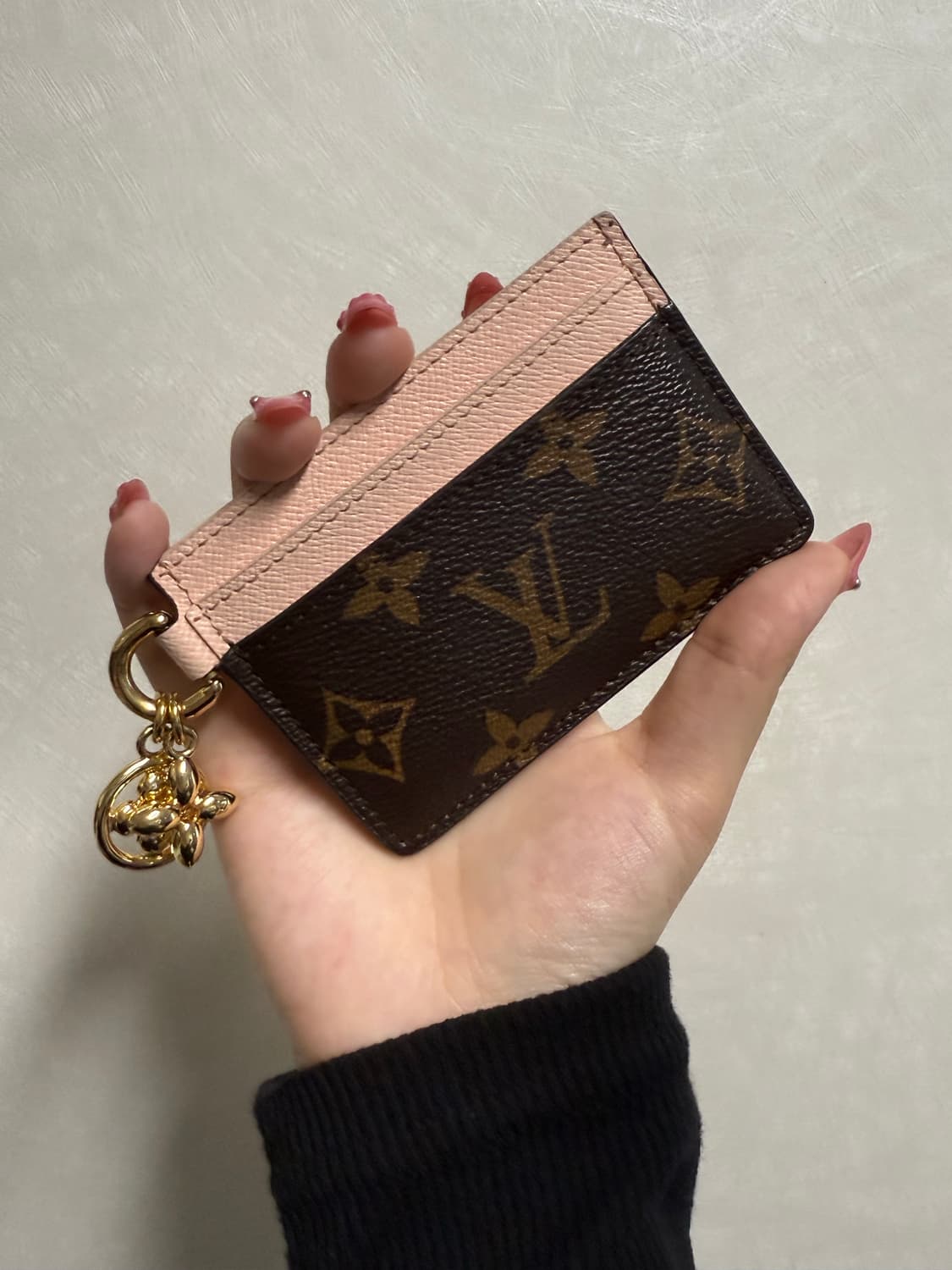 루이비통 LV 참 카드지갑 핑크 상품이미지1
