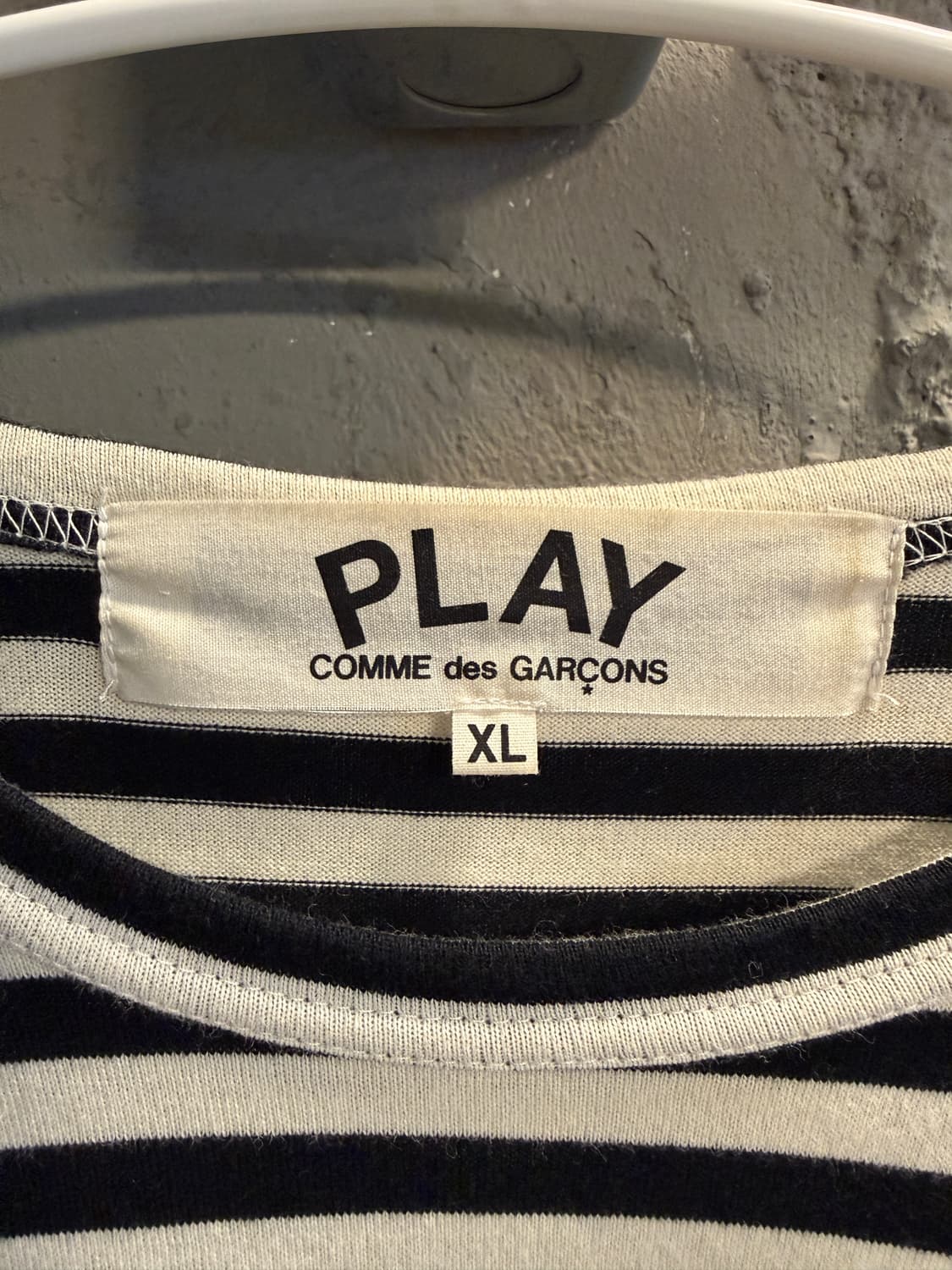 꼼데가르송 플레이 스트라이프 하트 와펜 롱슬리브 티셔츠 블랙 XL 상품이미지4