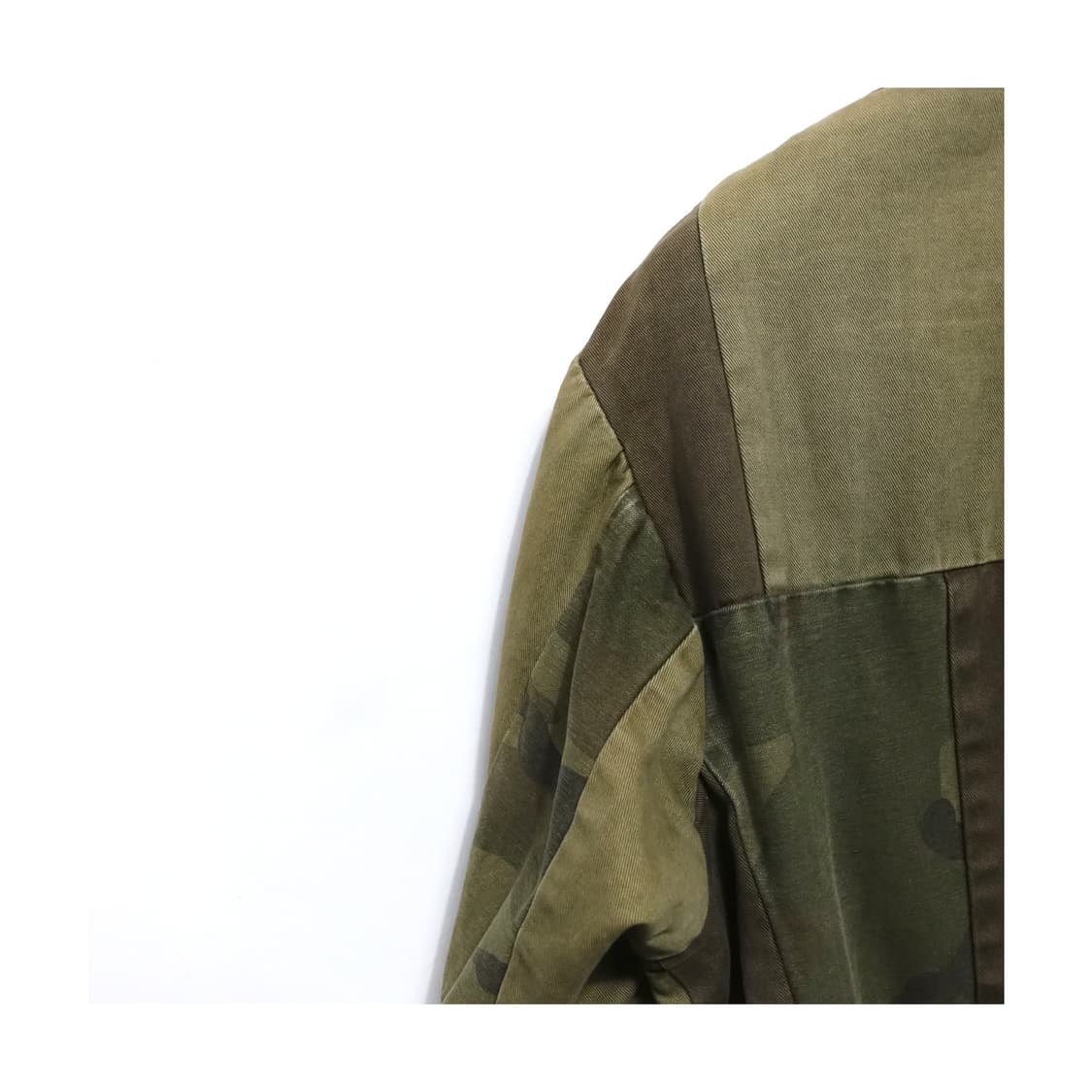 GOWEST 고웨스트 리컨스트럭트 하이브리드 카모 패치 자켓 상품이미지7