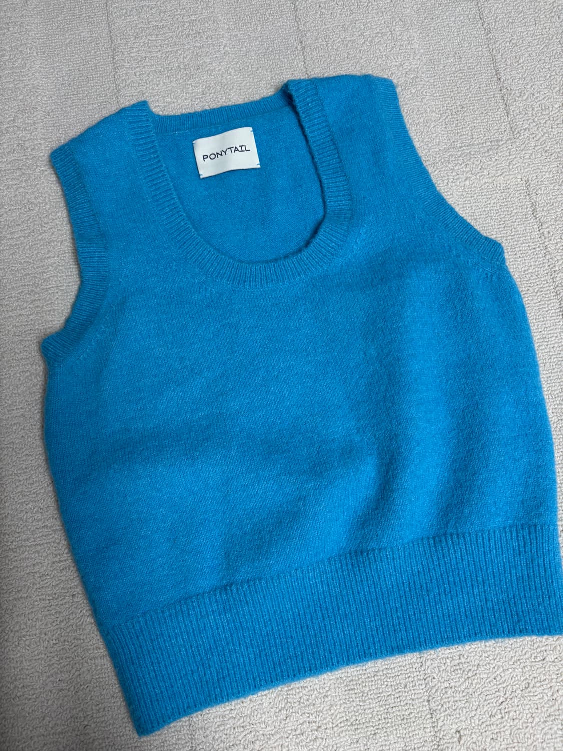 포니테일 크레용 니트베스트 블루 상품이미지4