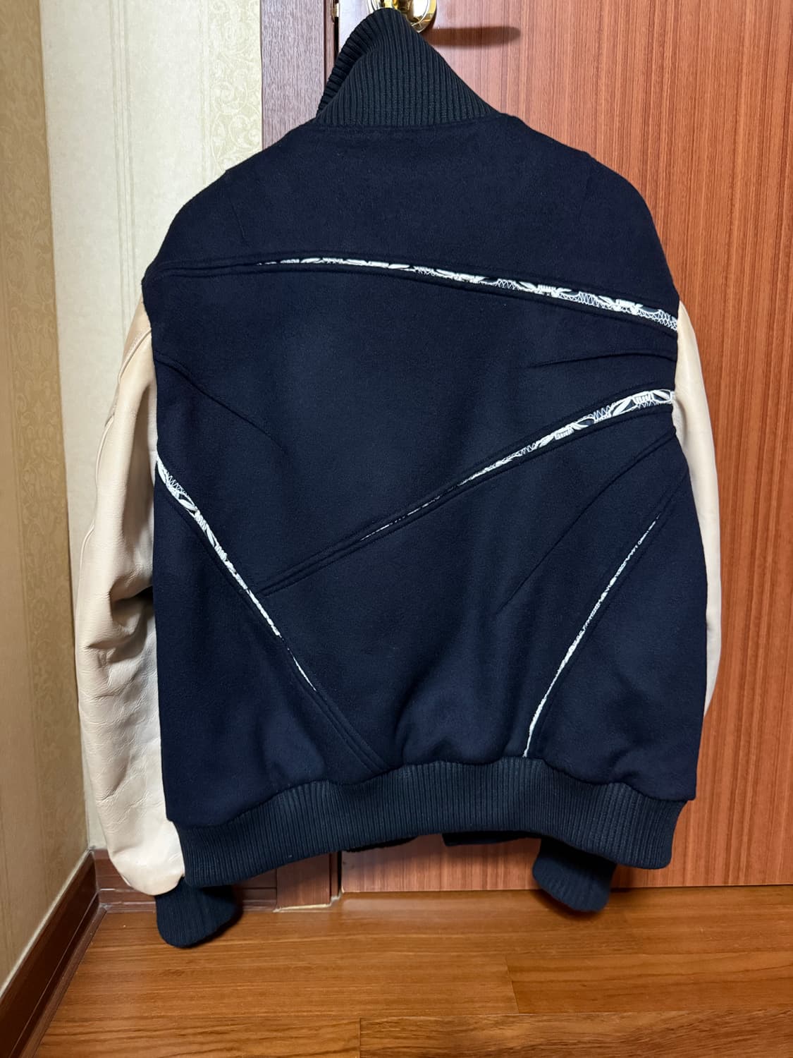 [L]xlim ep6 바시티 네이비 상품이미지3