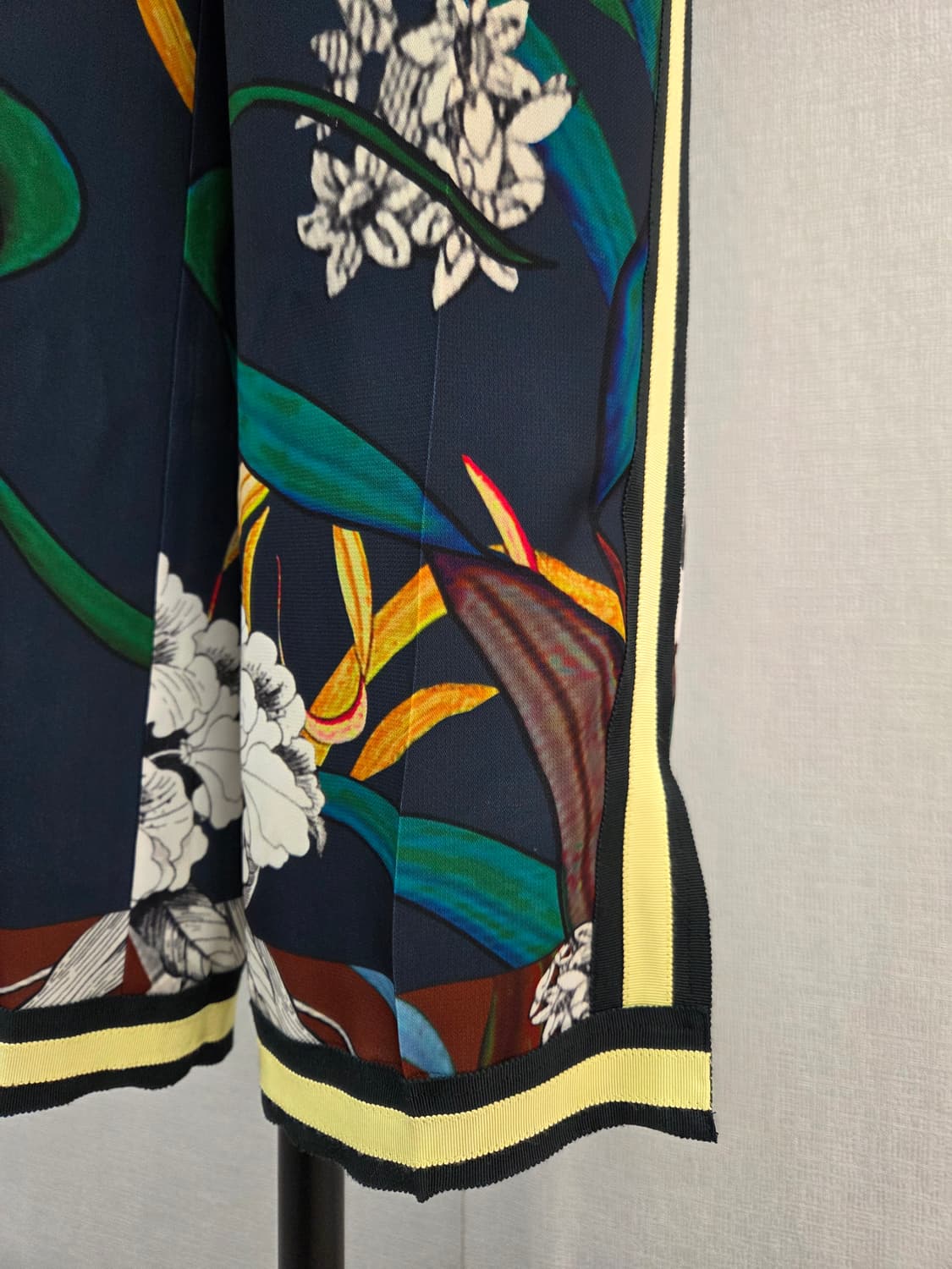 한섬 레트바이티 팬츠 상품이미지4