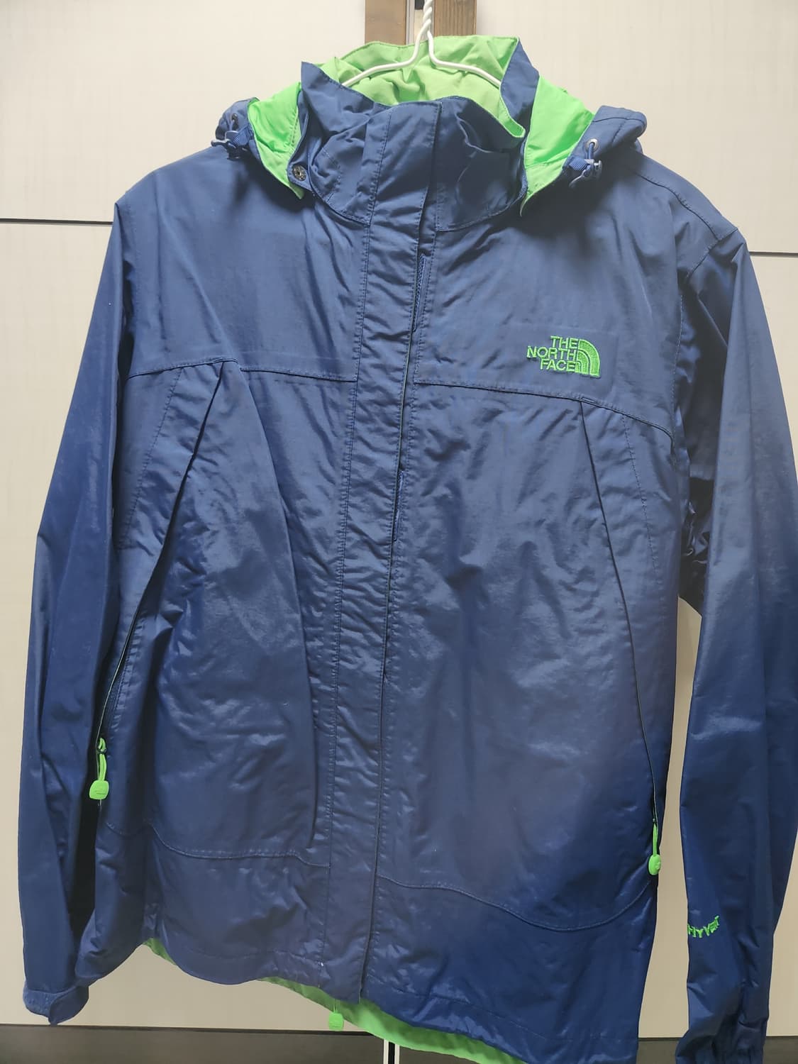 노스페이스 바람막이 상품이미지1