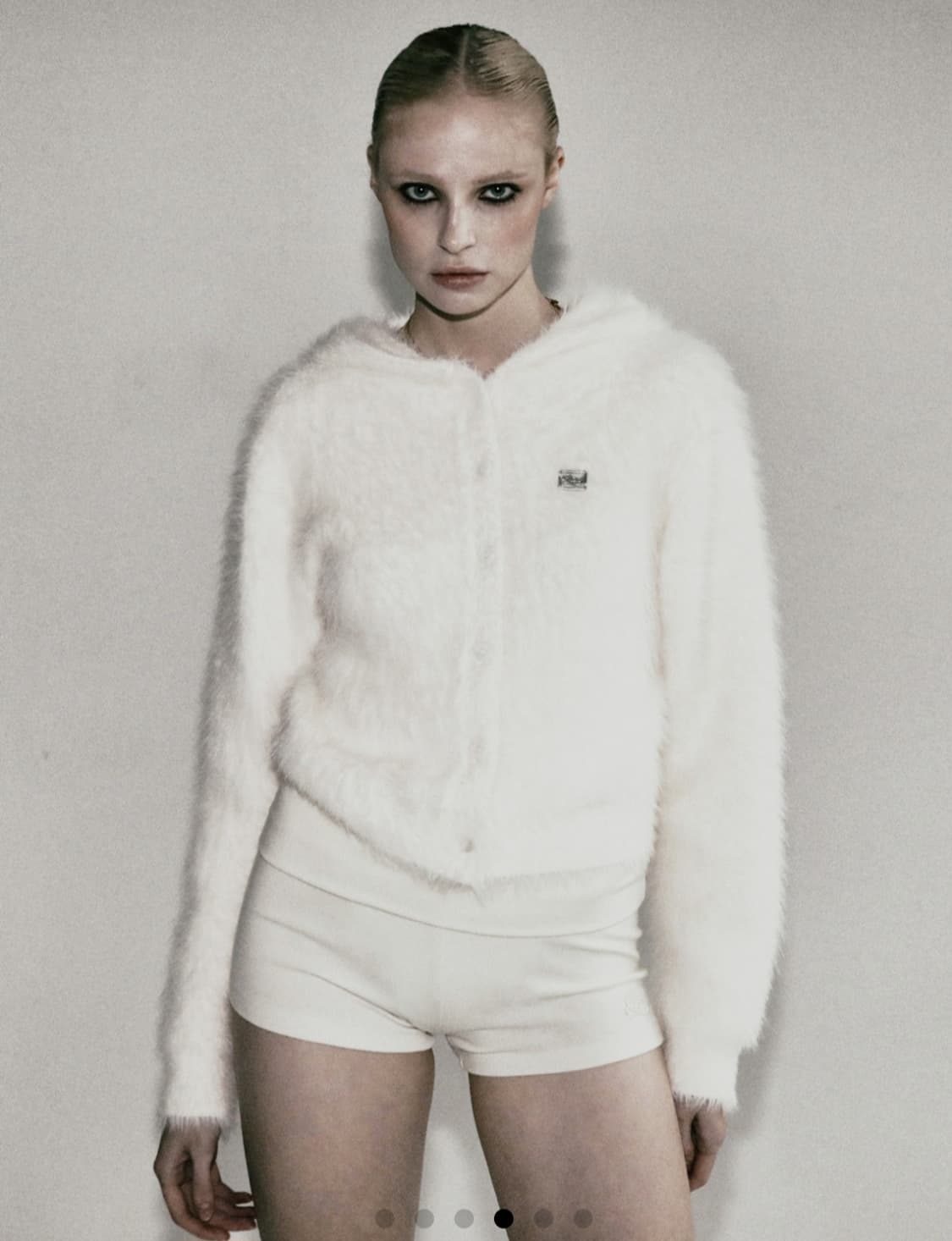 (새상품)배드블러드 모헤어 가디건 크림 상품이미지1