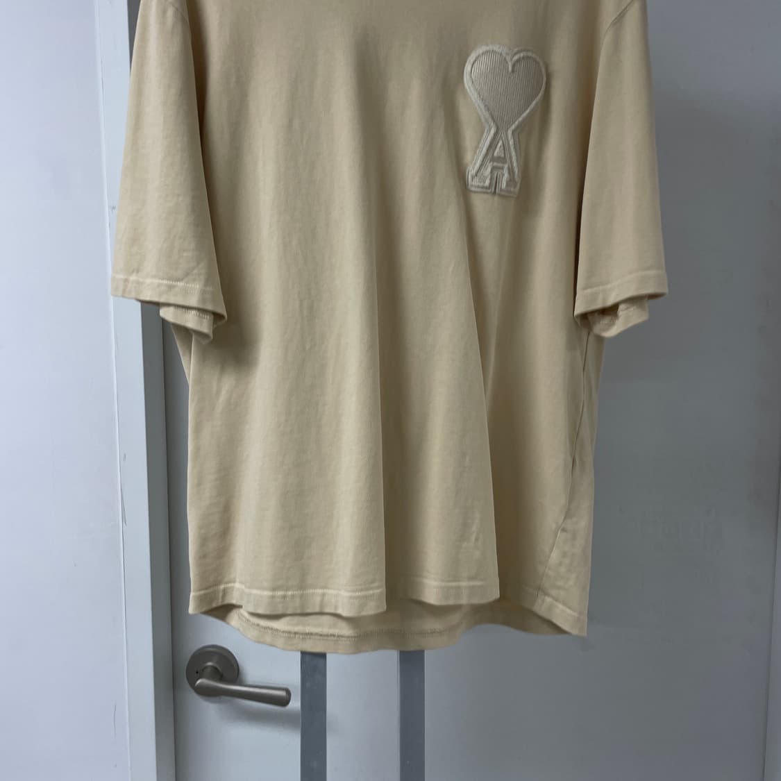 AMI 아미 빅하트 반팔 티셔츠 베이지 L 상품이미지3