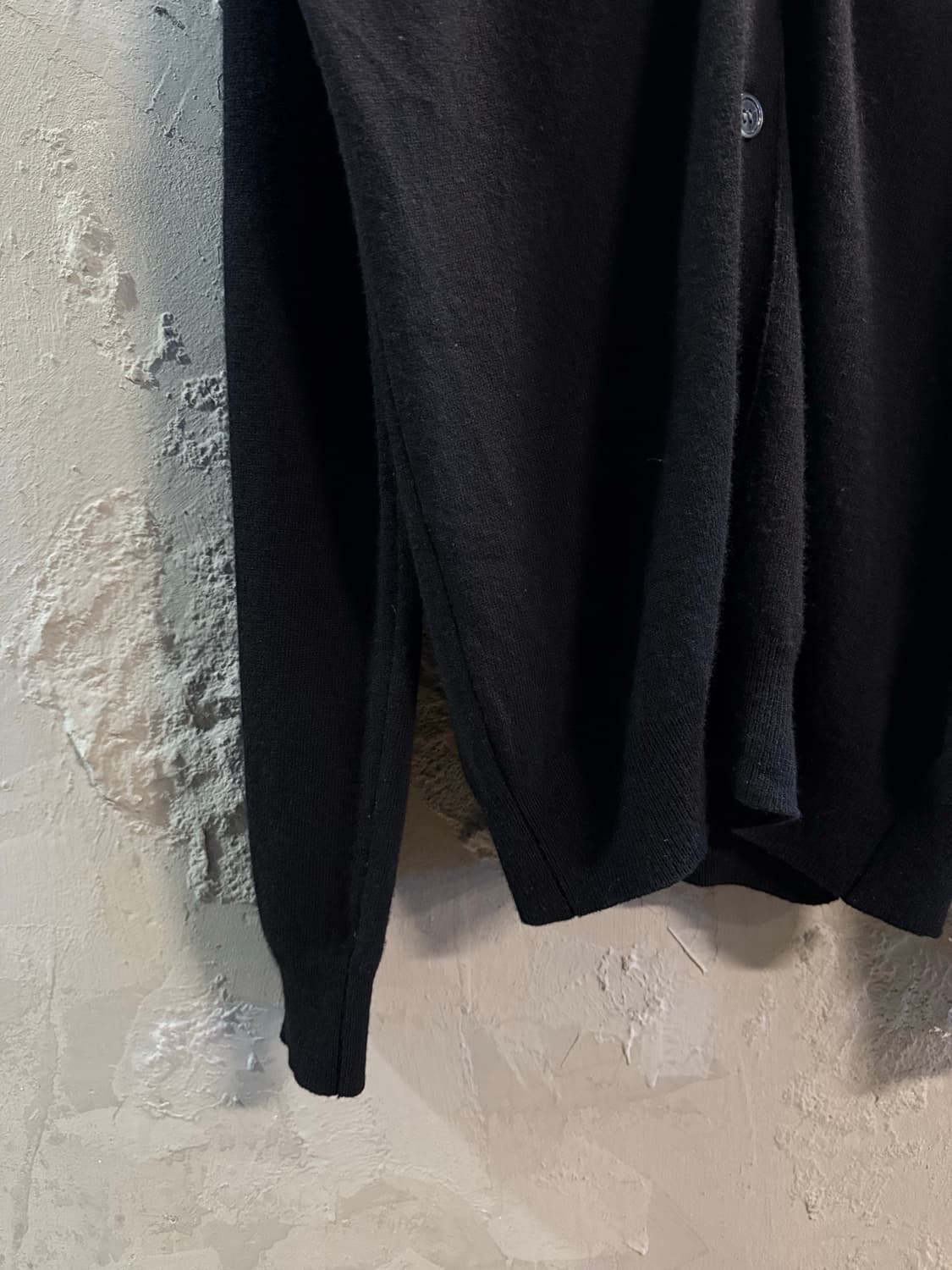 L 꼼데가르송 COMME des GARCONS 하트 와펜 가디건 블랙 상품이미지2