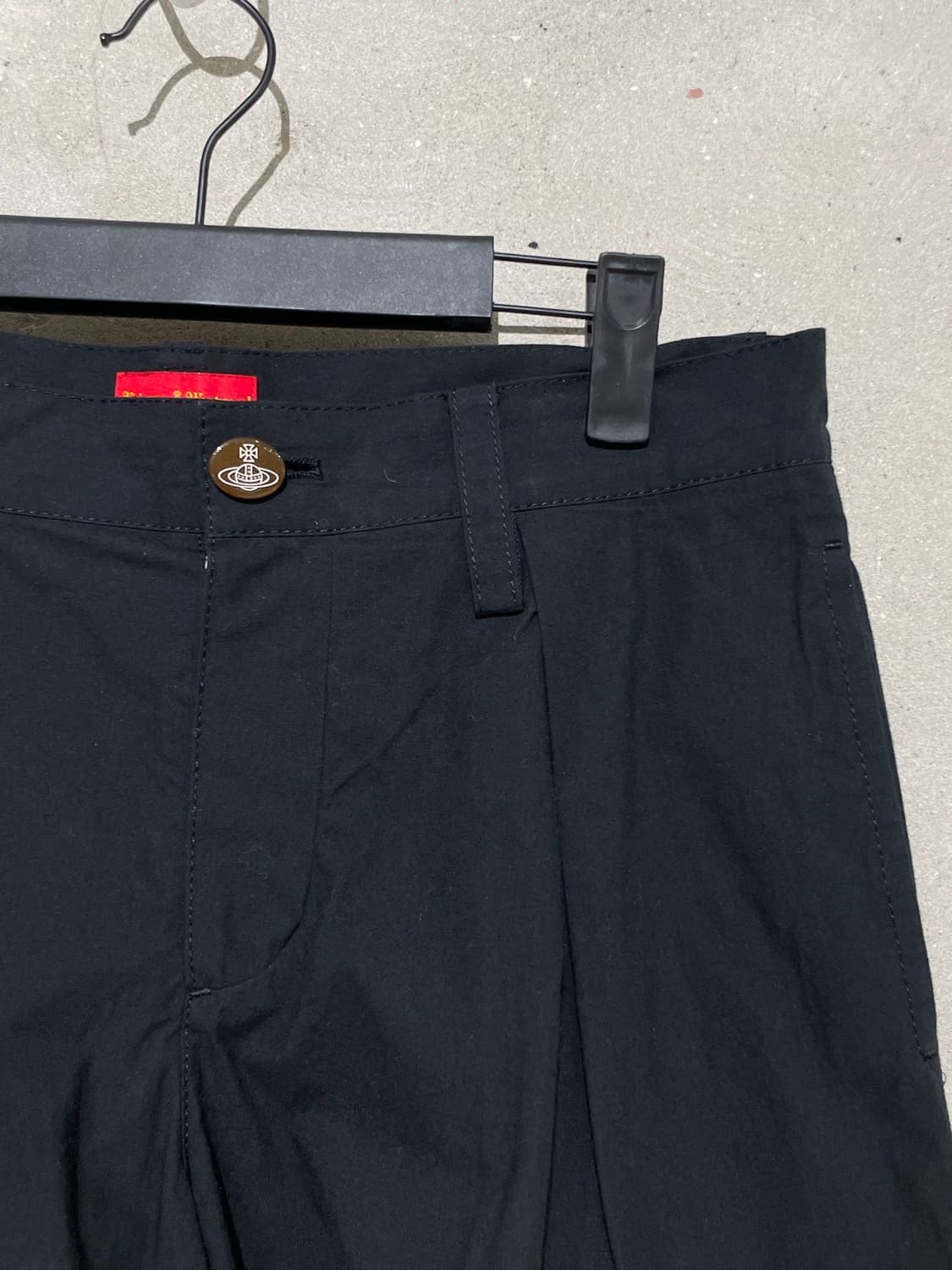 비비안 웨스트우드 레드라벨 블랙 백 포켓 코튼 하프 팬츠 상품이미지3