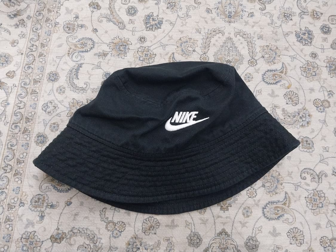 나이키 블랙 버킷햇 M-L 상품이미지1