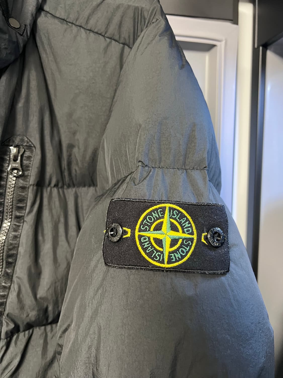 스톤아일랜드 21fw 크링클랩스 논후드 패딩 xl 상품이미지2