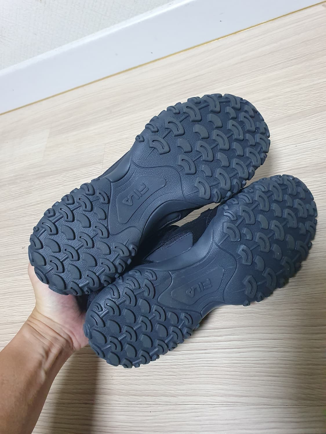 휠라 에샤페 v2 벨크로 스니커즈 240 상품이미지6