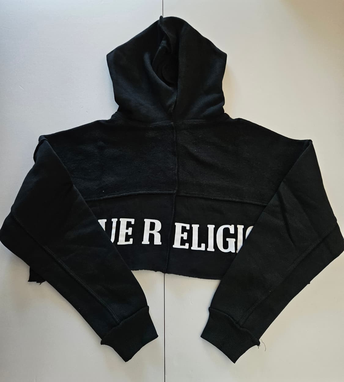 [새제품] 트루 릴리젼 크롭 후드티 상품이미지6